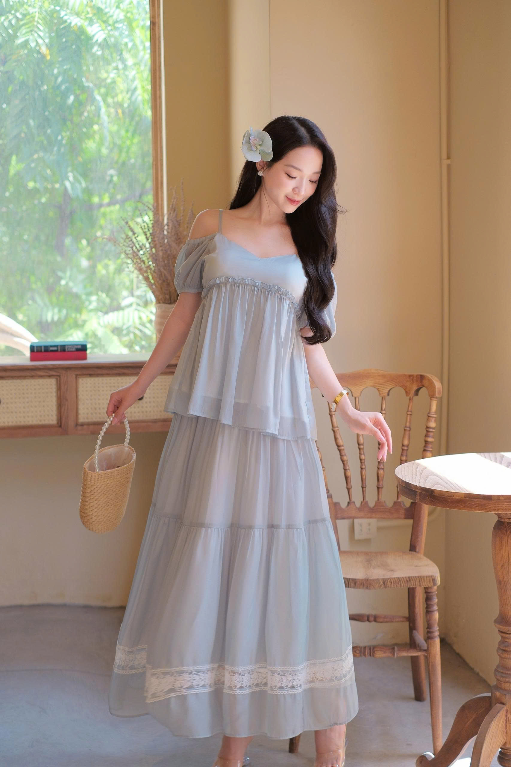 ADELINE HOUSE- Đầm Maxi Voan Xanh Ngọc Trễ Vai 2 Dây – Váy Dài Tầng Bồng Bềnh Nữ Tính Phong Cách Vintage Đi Biển, Du Lịch- TK79.2