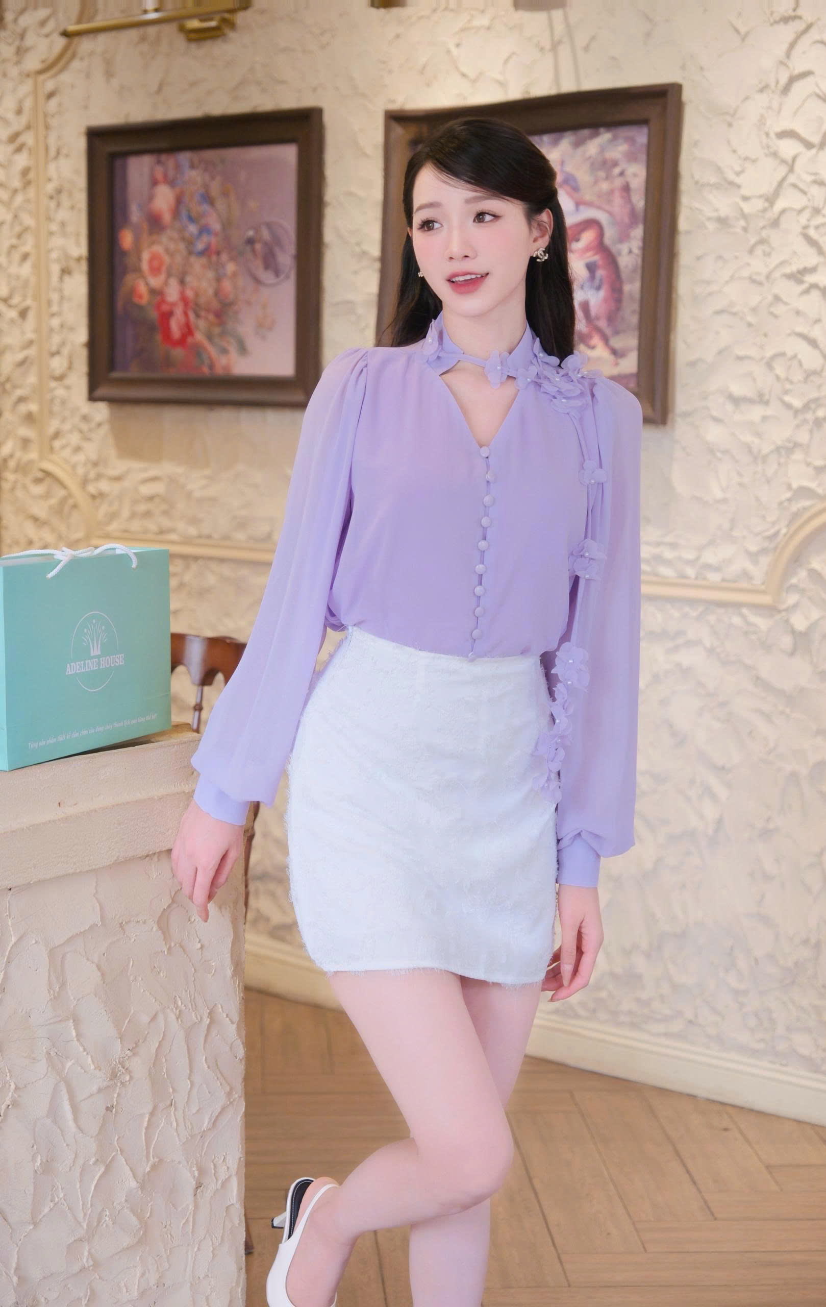 ADELINE HOUSE- Blossom white - mini TK129