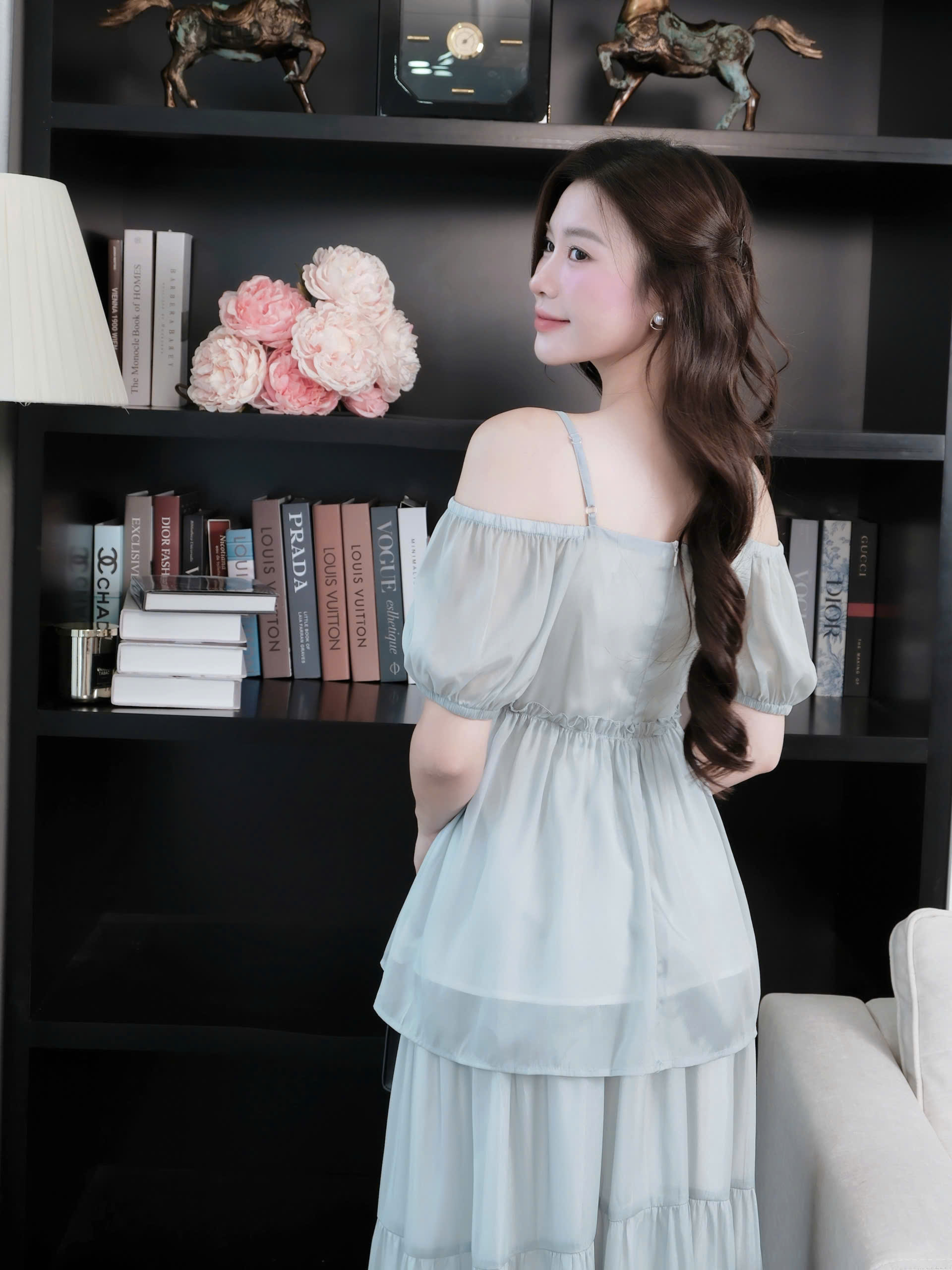 ADELINE HOUSE- Đầm Maxi Voan Xanh Ngọc Trễ Vai 2 Dây – Váy Dài Tầng Bồng Bềnh Nữ Tính Phong Cách Vintage Đi Biển, Du Lịch- TK79.2