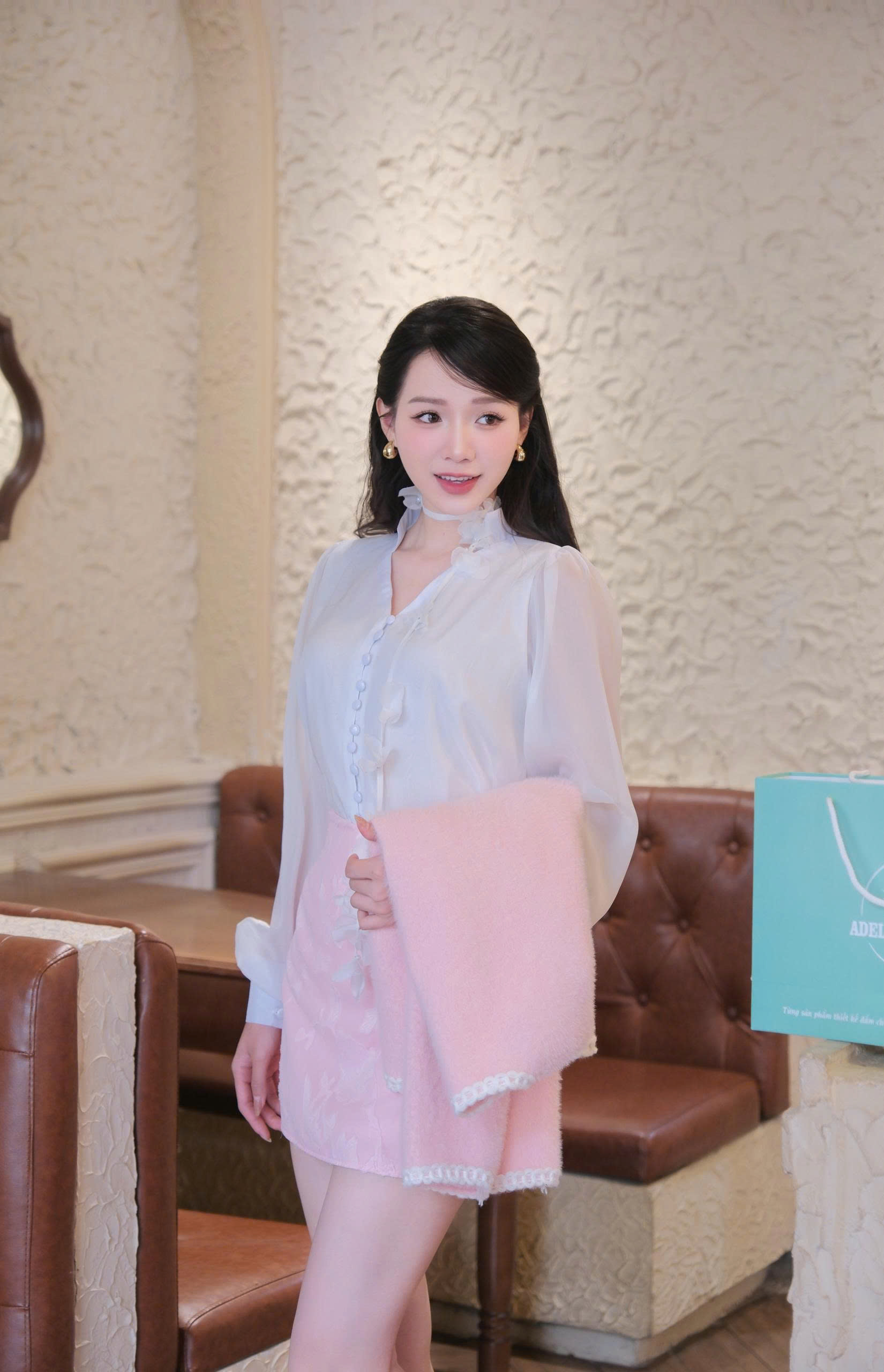 ADELINE HOUSE- Blossom Rose - mini TK137