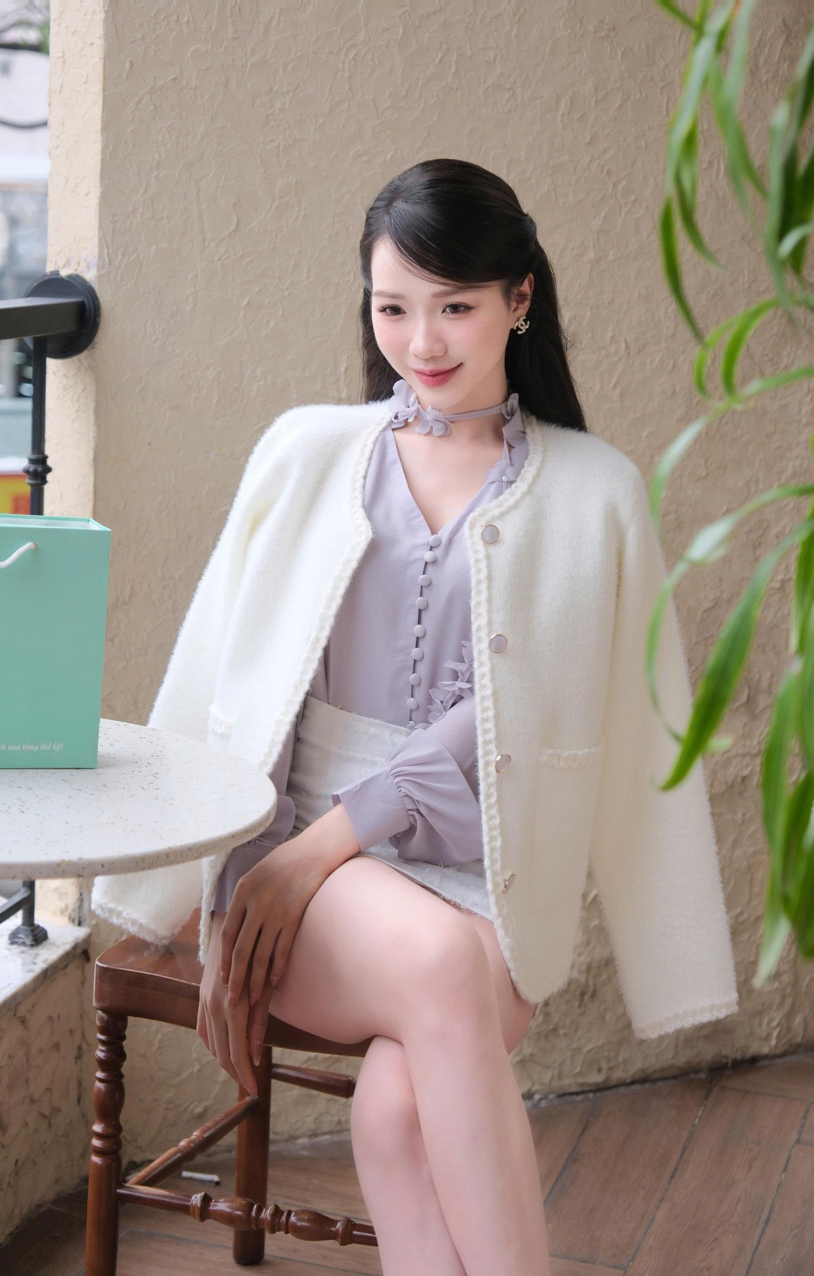 ADELINE HOUSE- ÁO VEST DẠ LEN WHITE TK142