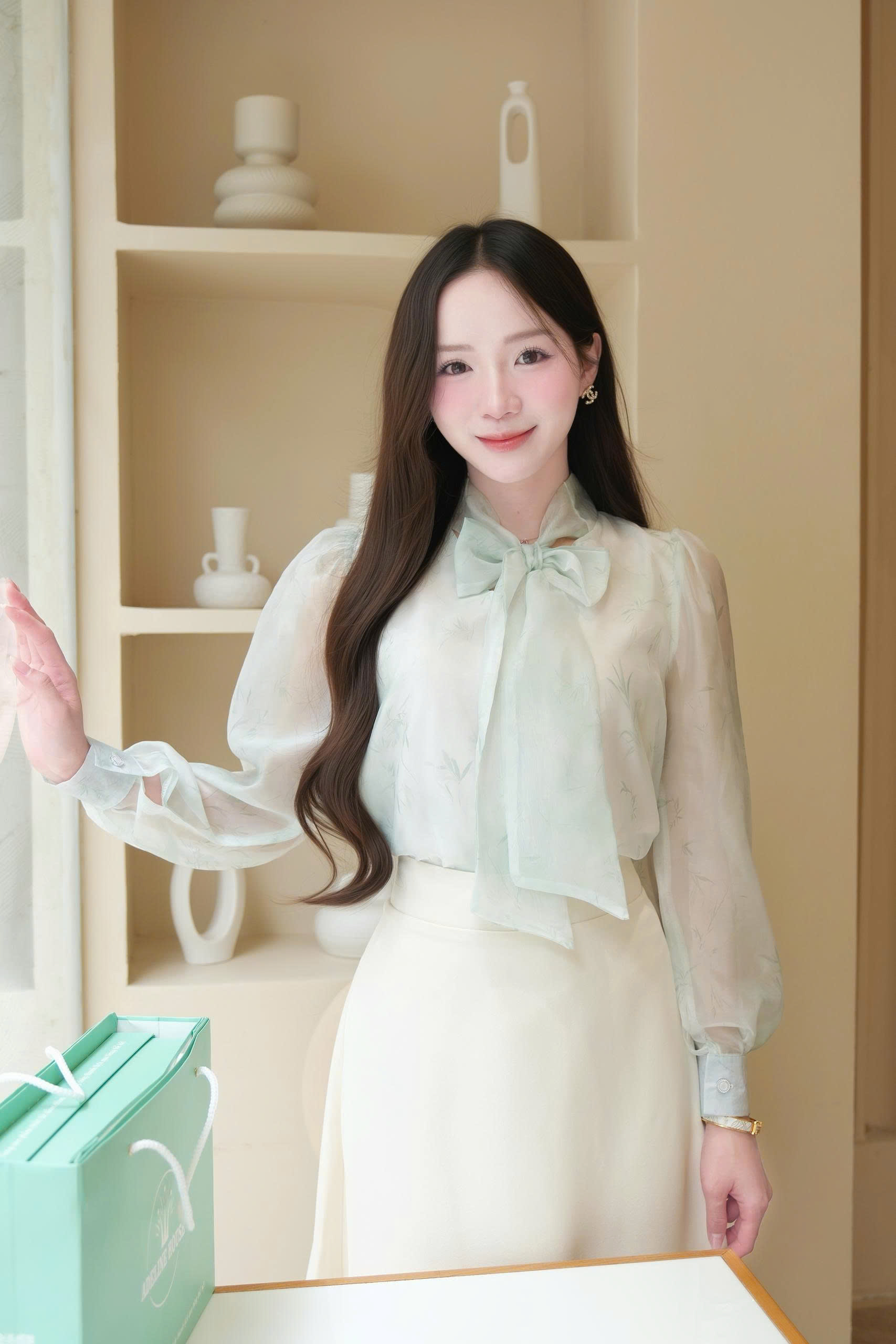 ADELINE HOUSE -  ĐẦM XANH NGỌC – NÀNG THƠ THANH LỊCH - TK195.1