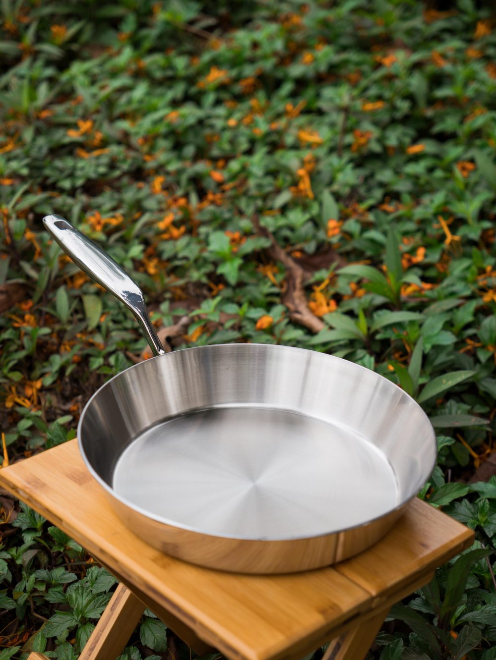 Chảo inox 316 cạn lòng Haatz Yeon miệng loe, lòng chảo phẳng