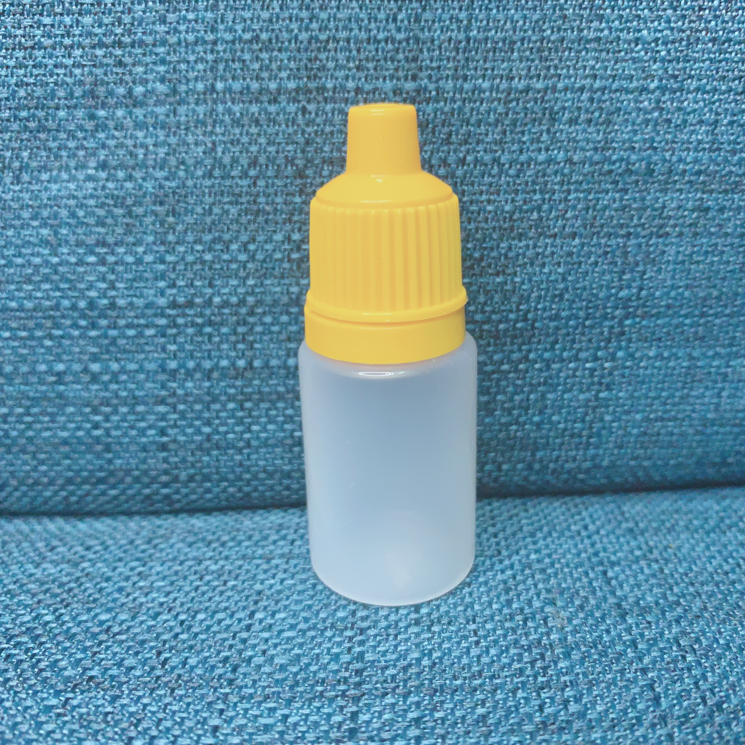 Lọ Nhỏ Giọt 10ml LDPE Nắp Vàng Garanti