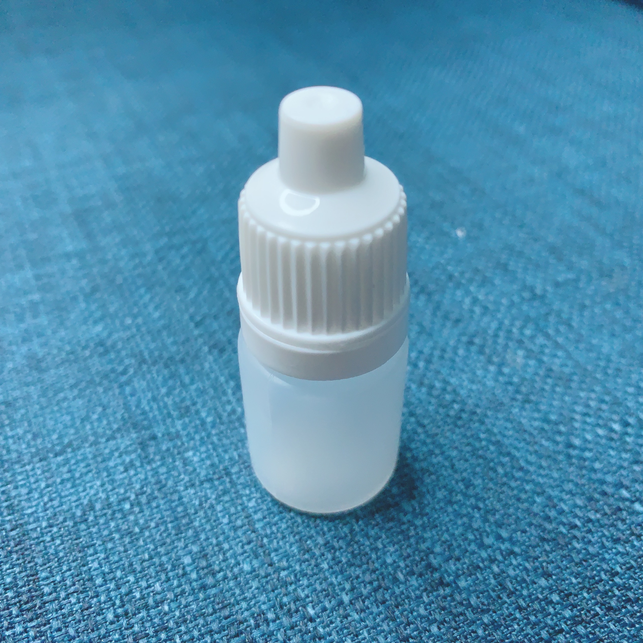 Lọ Nhỏ Giọt 5ml Nắp Trắng Bảo Hiểm LDPE
