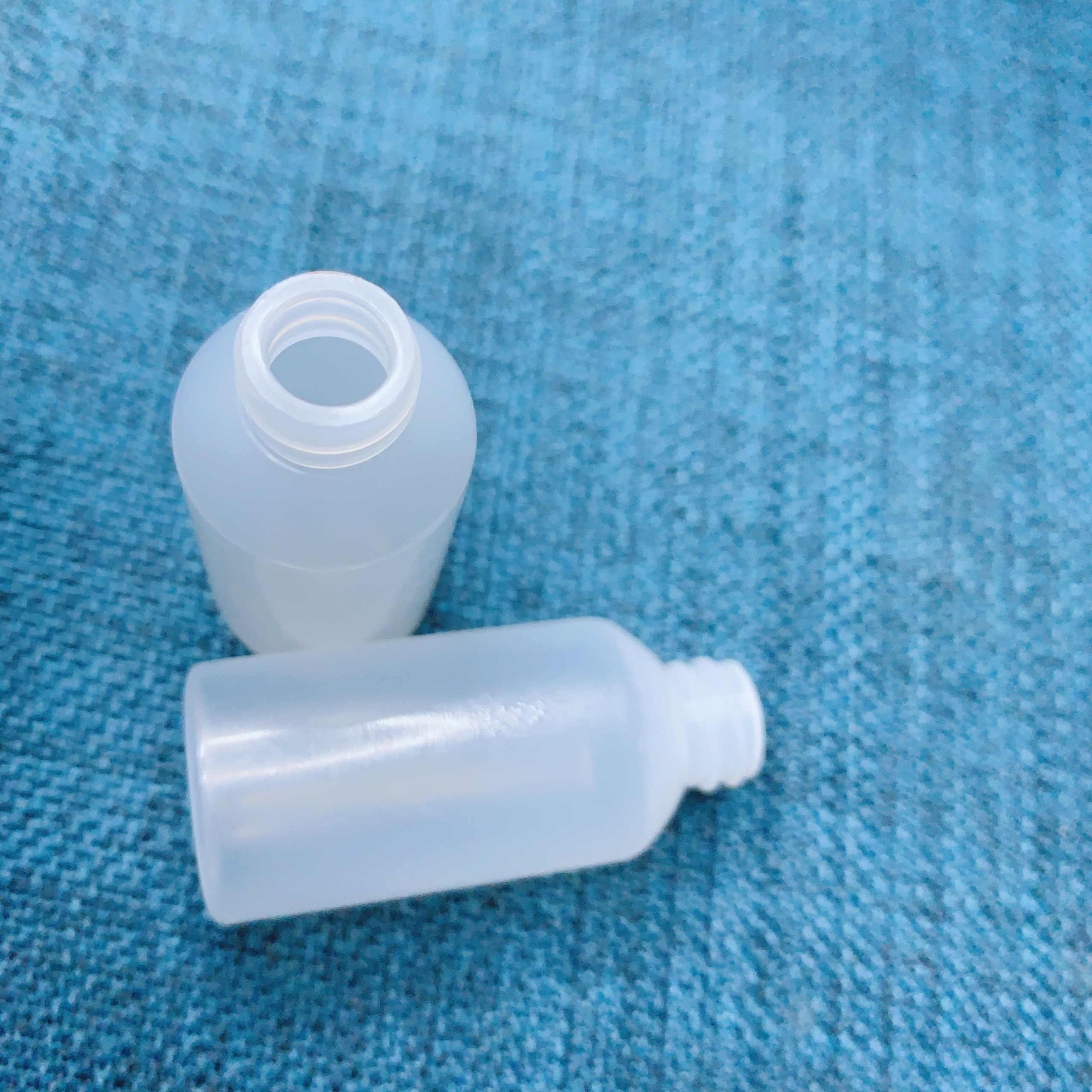 Ống nhựa hút mụn 10ml mỏng dùng cho da nhạy cảm hút nhẹ