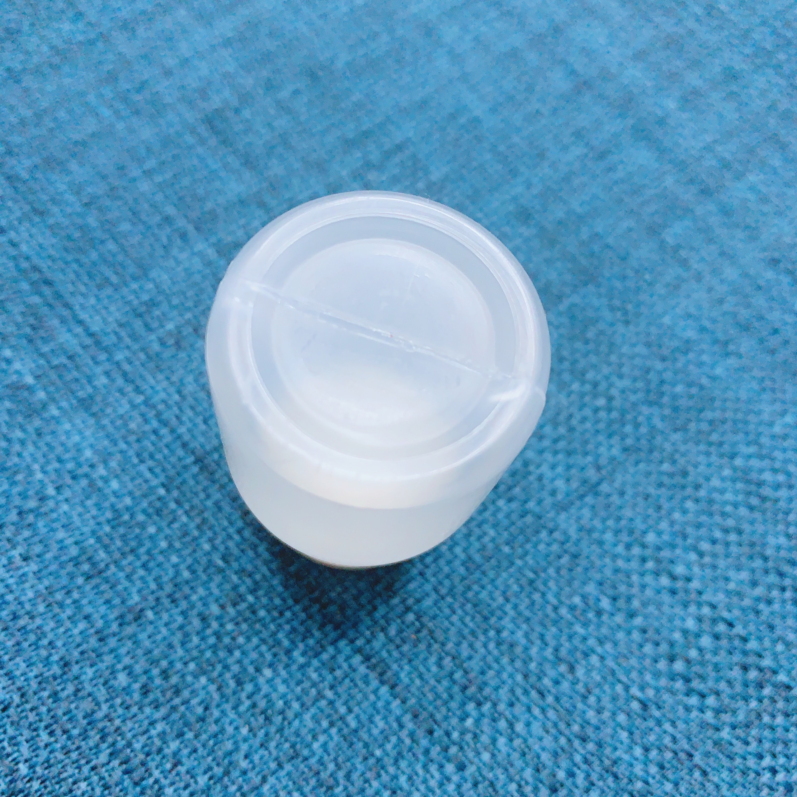 Hũ nhựa rỗng 15ml nhựa PP có nút chống tràn