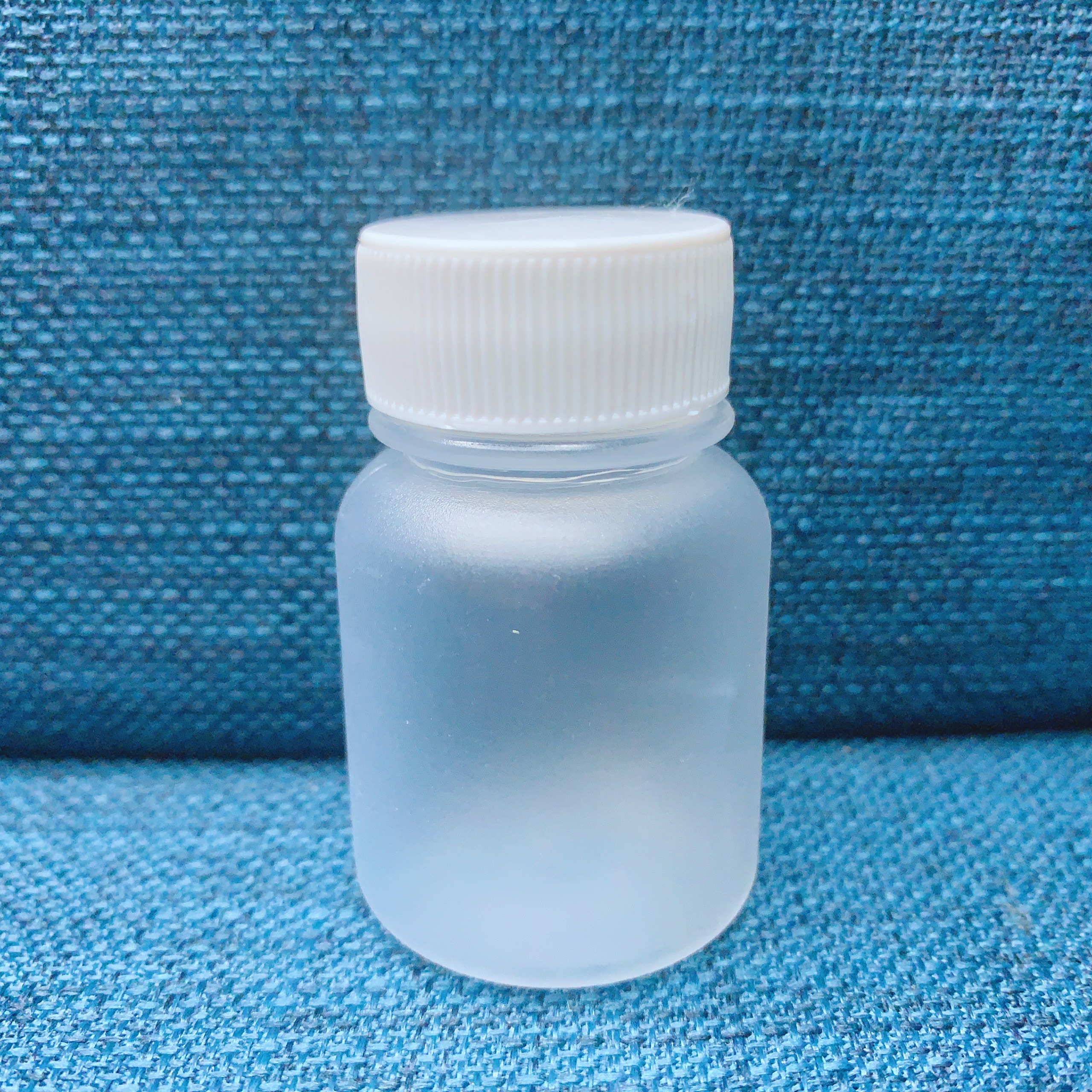 Hũ nhựa PP 25ml có nắp nút chống tràn