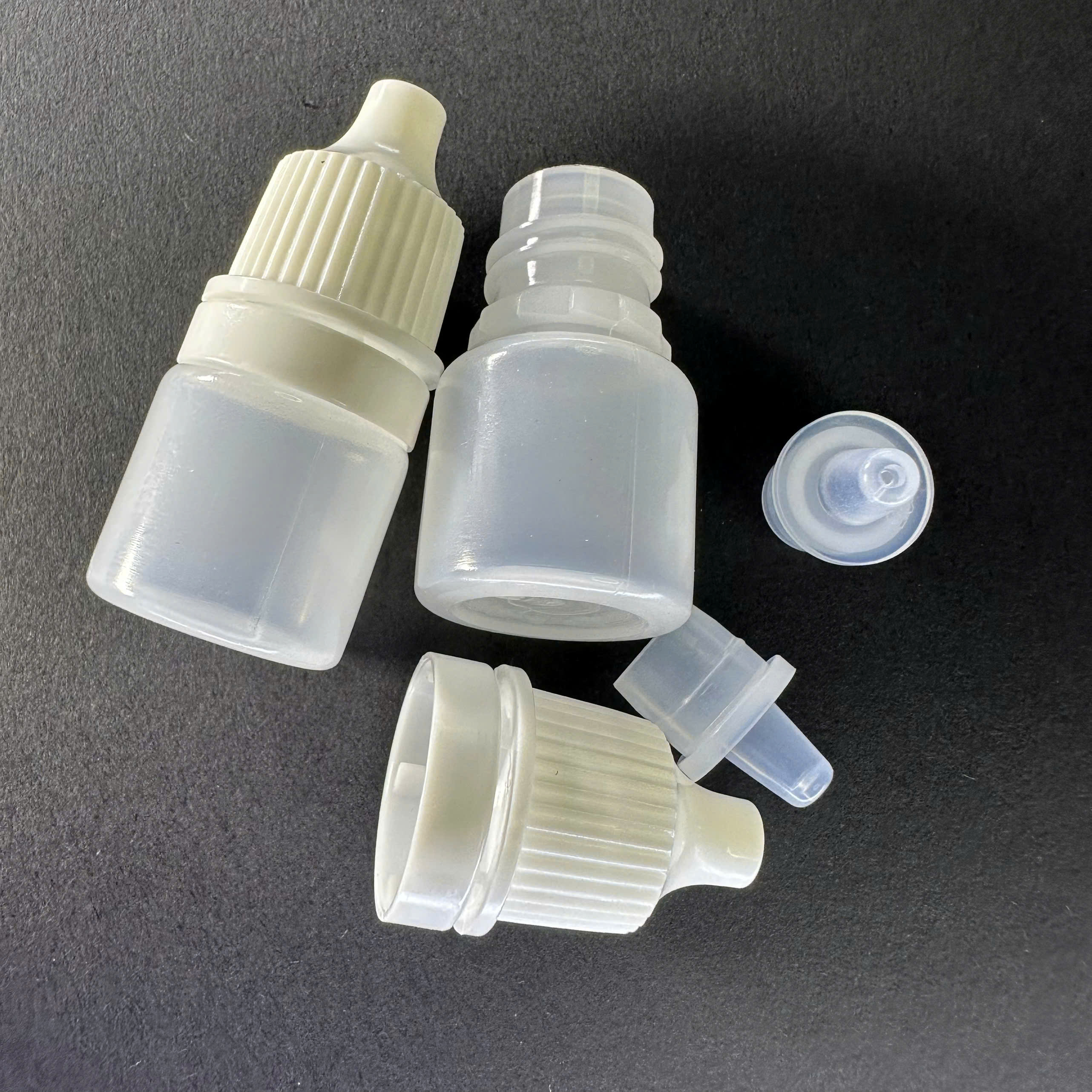 Lọ 3ml Nhựa LDPE Nắp Bảo Hiểm Garanti
