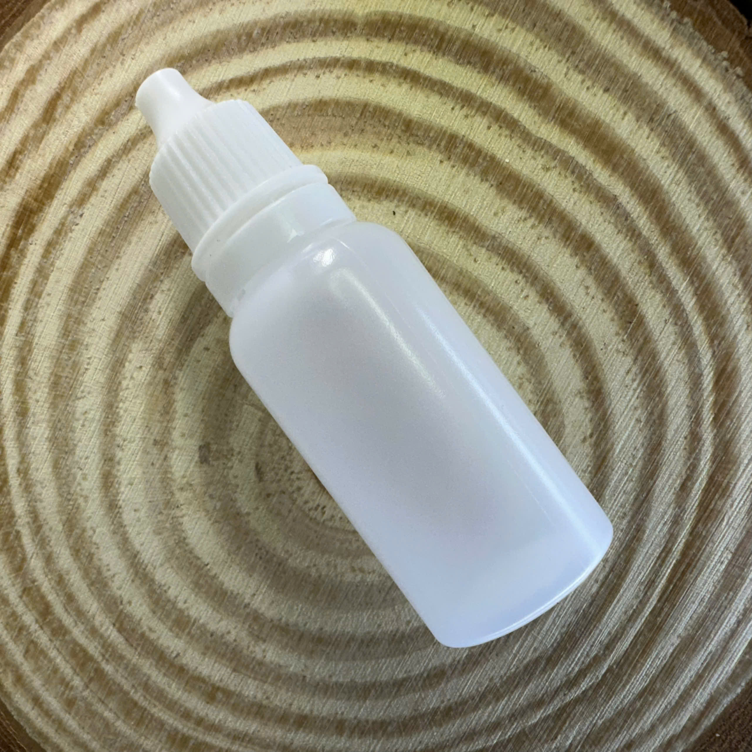 Chai chiết nhỏ giọt 20ml nắp bảo hiểm garanti