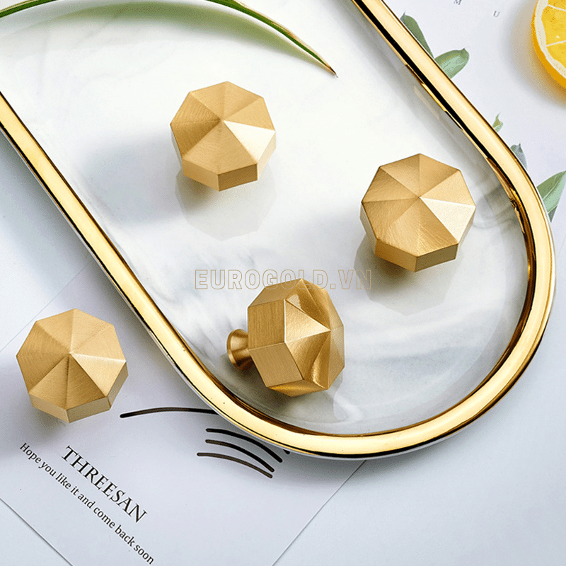 Núm Tủ Đồng Nguyên Chất BHBG30 Eurogold