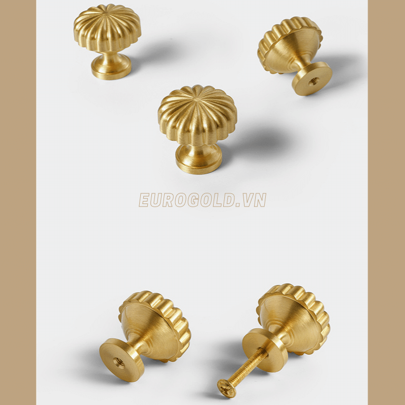 Núm Tủ Tròn Đồng Nguyên Chất BHG72 Eurogold