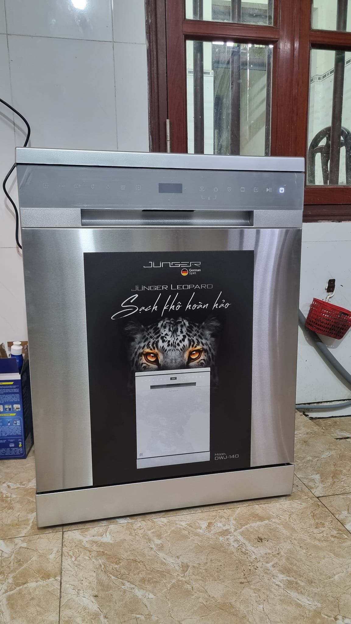 Máy rửa bát Junger Leopard DWJ-140