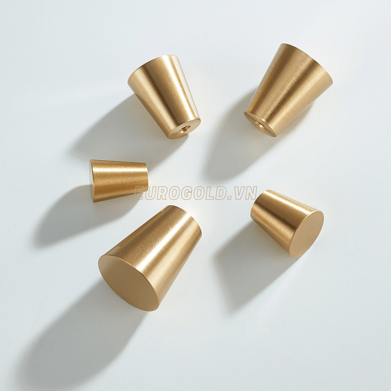 Núm Tủ Đồng Nguyên Chất BHG26 Eurogold