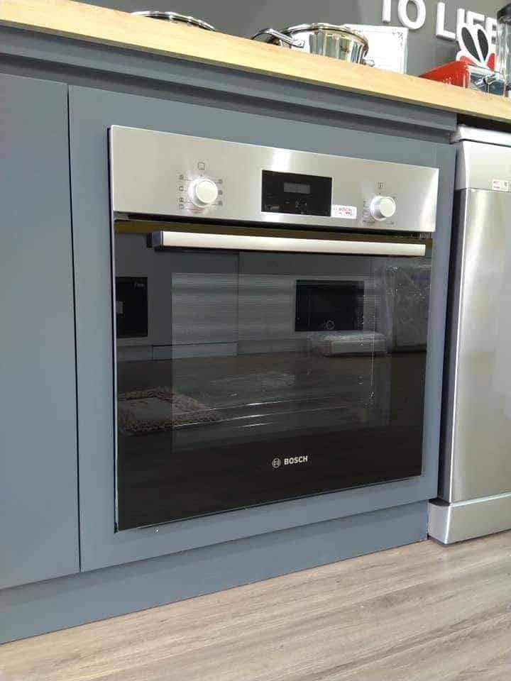 Lò Nướng Bosch HBF113BR0A Âm Tủ 66L Serie 2