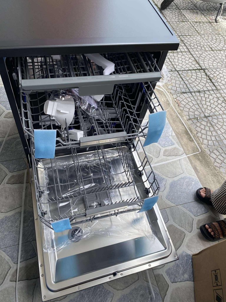 MÁY RỬA CHÉN ĐỘC LẬP Hafele HDW-F6052G 535.29.652