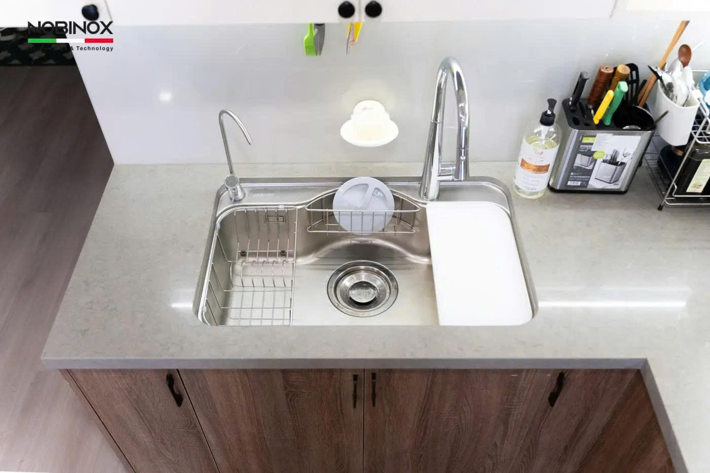 CHẬU RỬA BÁT 1 HỐ NOBINOX ROSA NN975D