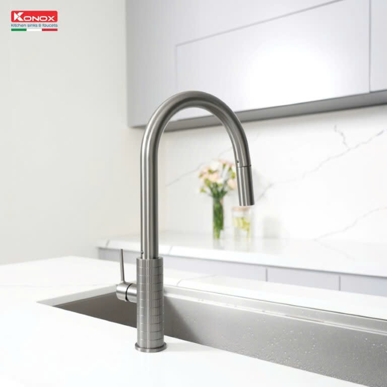 Vòi rửa bát Konox Venice Gun Metal
