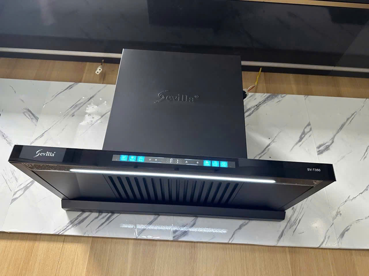 Máy hút mùi Sevilla SV - T3570