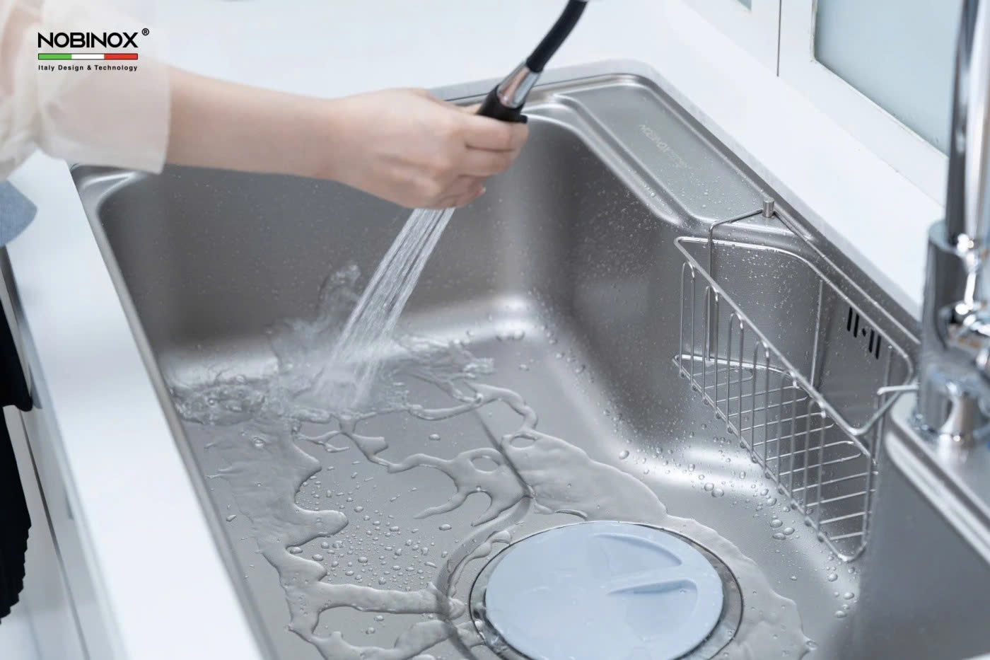 VÒI RỬA BÁT DÂY RÚT NOBINOX LOFT NX533