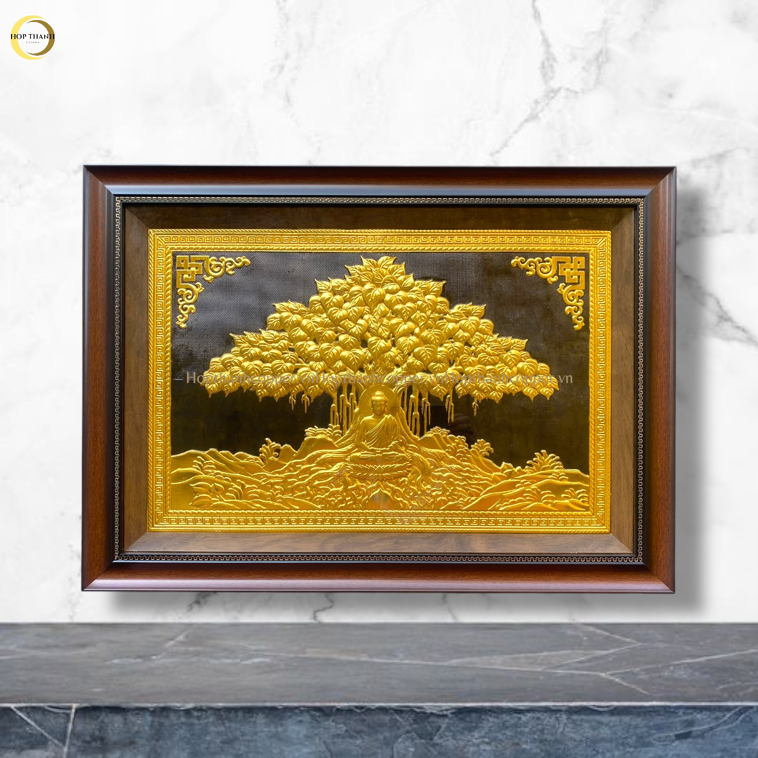 TRANH ĐỒNG DÁT VÀNG - ĐỨC PHẬT NGỒI DƯỚI GỐC CÂY BỒ ĐỀ (KÍCH THƯỚC 50X70CM)