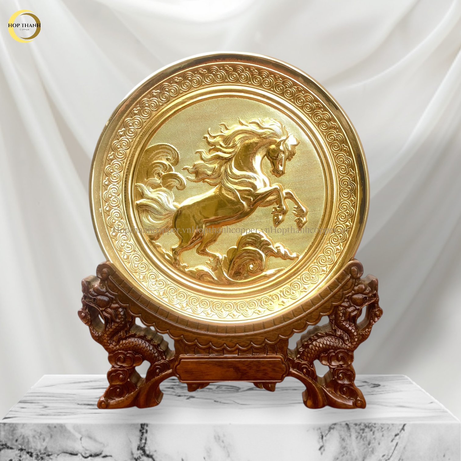 TRANH ĐĨA ĐỒNG MÃ ĐÁO THÀNH CÔNG MẠ VÀNG 24K - ĐK 19CM