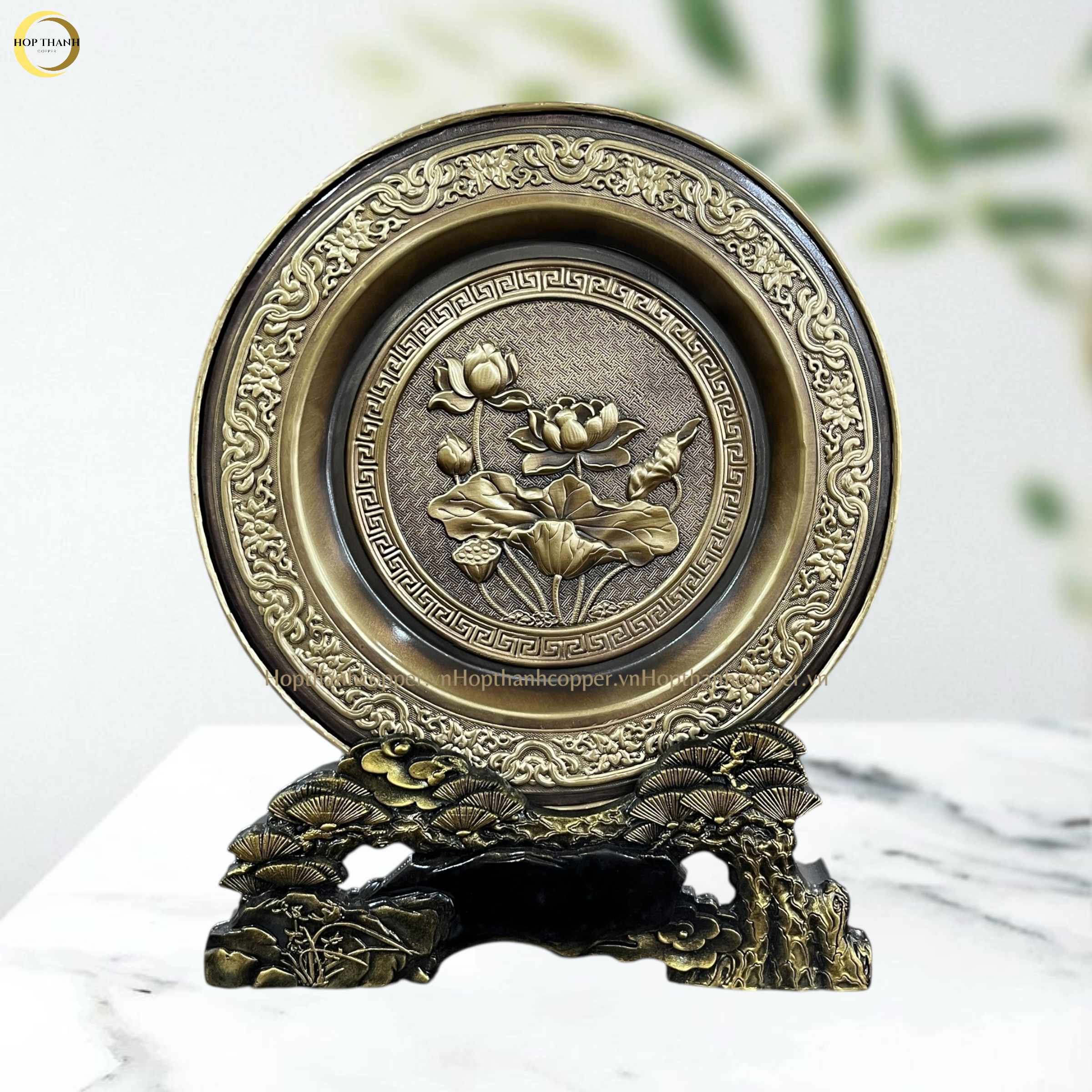 TRANH ĐĨA HOA SEN BẰNG ĐỒNG VÀNG GIẢ CỔ  - TRANH QUÀ TẶNG ĐỂ BÀN (KÍCH THƯỚC 25CM)