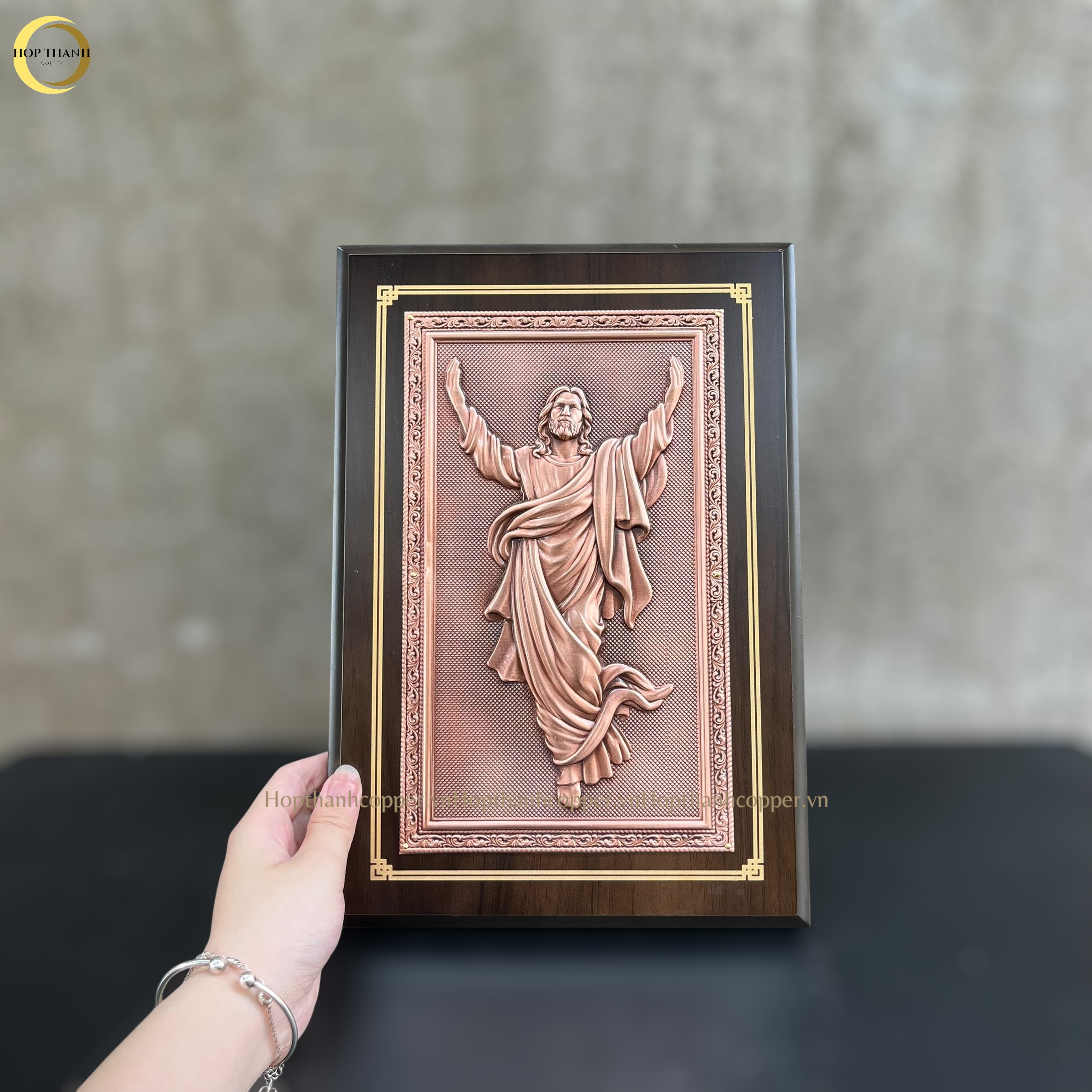 TRANH QUÀ TẶNG CÔNG GIÁO "CHÚA GIÊSU " BẰNG ĐỒNG VÀNG - TRANH ĐỂ BÀN (KÍCH THƯỚC 22X32CM)