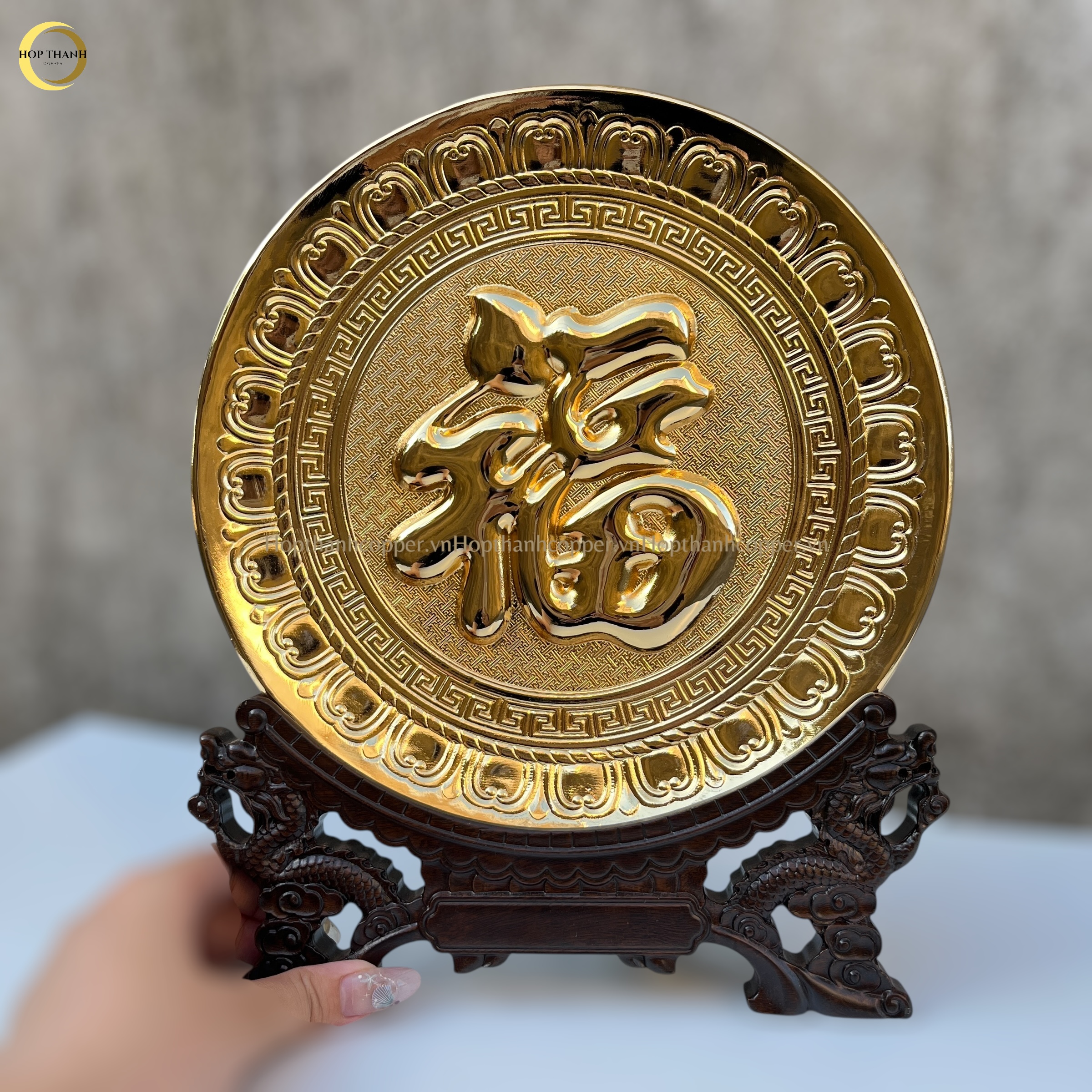 TRANH ĐĨA CHỮ PHÚC TIẾNG HÁN BẰNG ĐỒNG MẠ VÀNG 24K - TRANH QUÀ TẶNG ĐỂ BÀN (KÍCH THƯỚC 25CM)