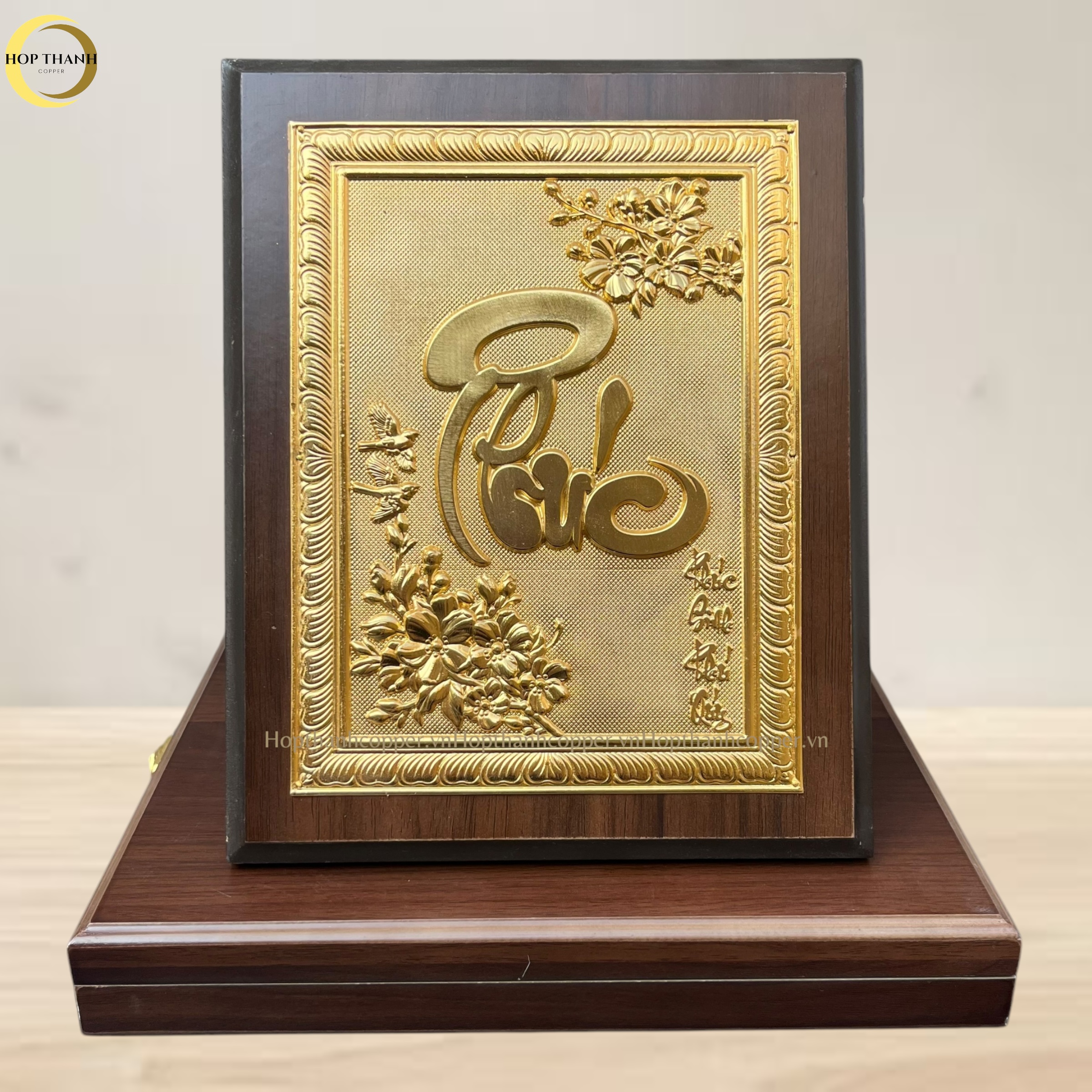 TRANH CHỮ PHÚC THƯ PHÁP BẰNG ĐỒNG MẠ VÀNG 24K QUÀ TẶNG ĐỂ BÀN (KÍCH THƯỚC 20X25CM)