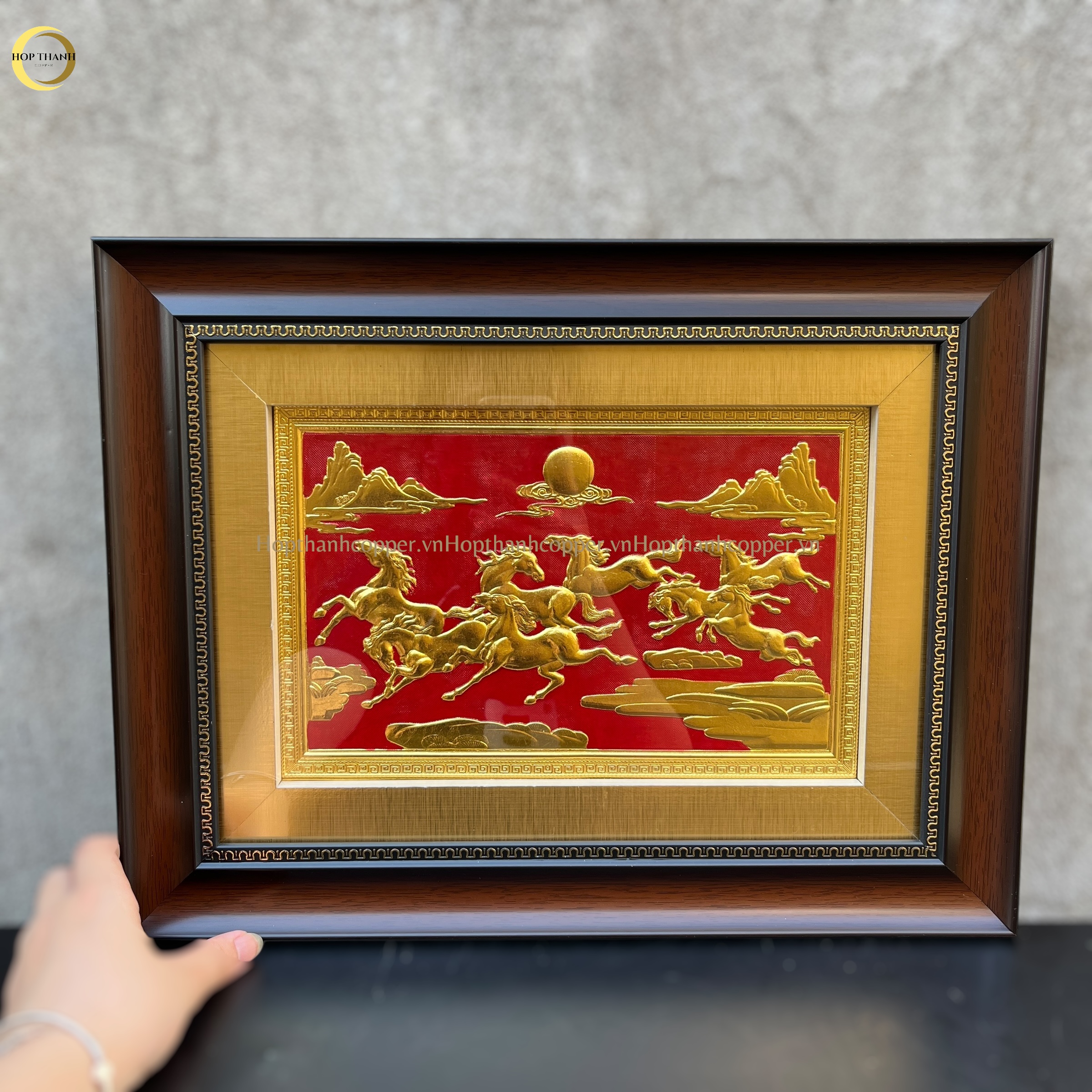 TRANH MÃ ĐÁO THÀNH CÔNG BẰNG ĐỒNG DÁT VÀNG - KÍCH THƯỚC 32X42CM