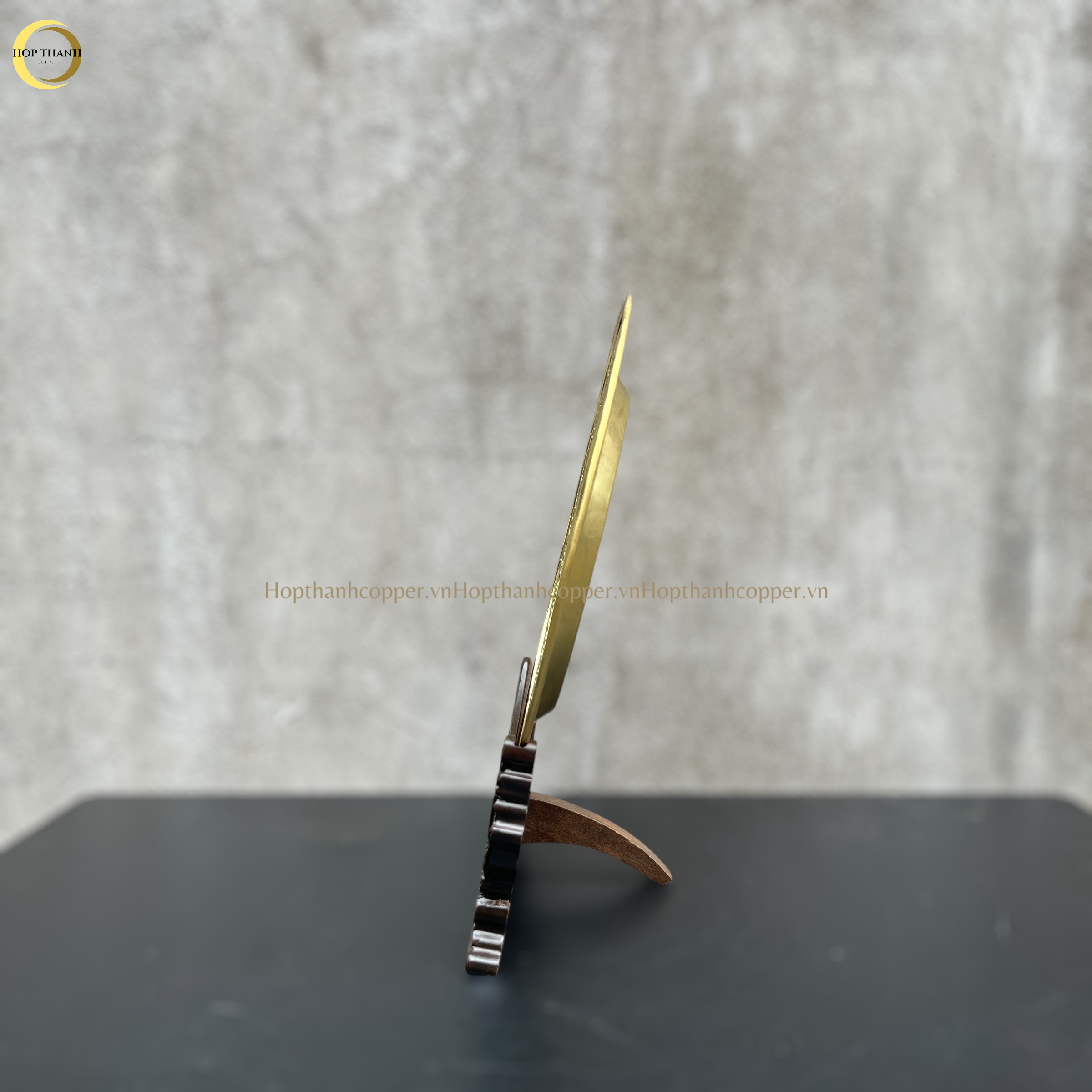 TRANH ĐĨA HOA SEN BẰNG ĐỒNG VÀNG  - TRANH QUÀ TẶNG ĐỂ BÀN (KÍCH THƯỚC 25CM)