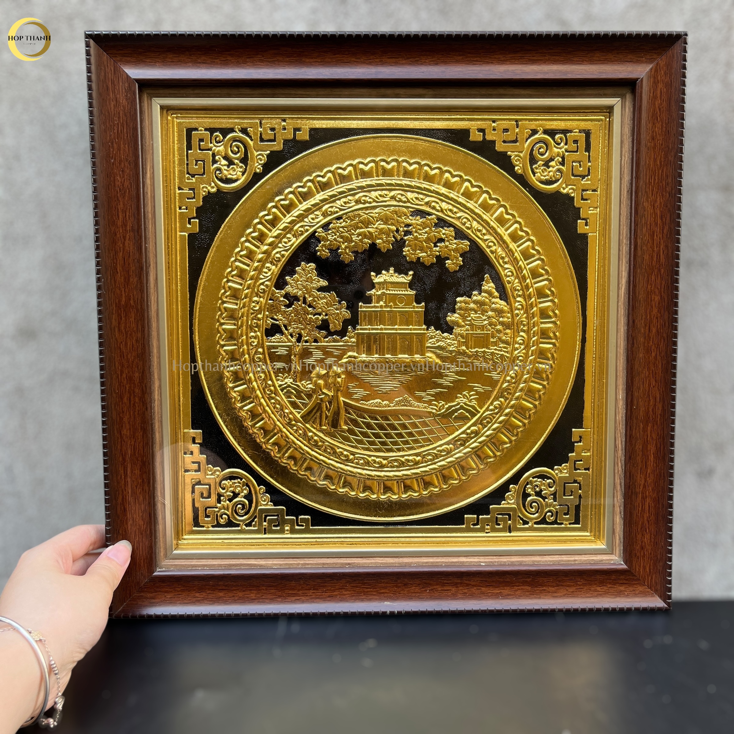 TRANH HỒ HOÀN KIẾM BẰNG ĐỒNG DÁT VÀNG - KÍCH THƯỚC 40X40CM
