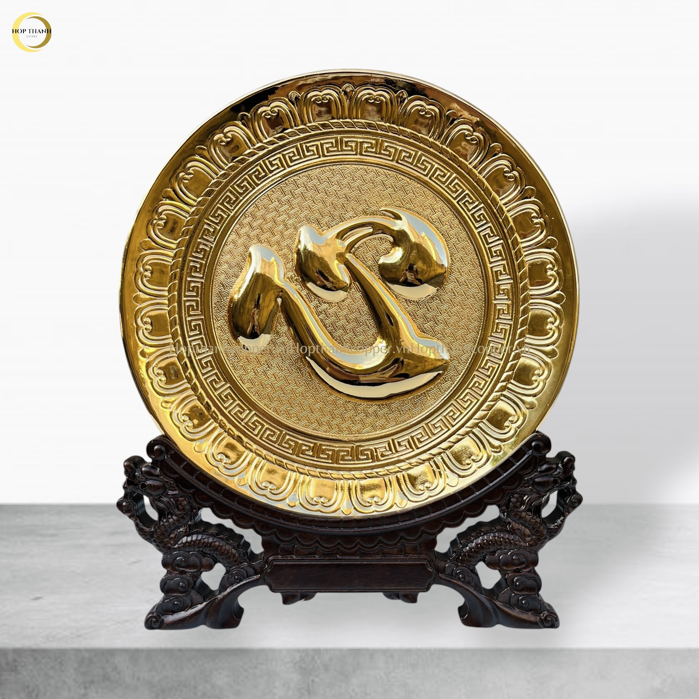 TRANH ĐĨA CHỮ TÂM TIẾNG HÁN BẰNG ĐỒNG MẠ VÀNG 24K - TRANH QUÀ TẶNG ĐỂ BÀN (KÍCH THƯỚC 25CM)