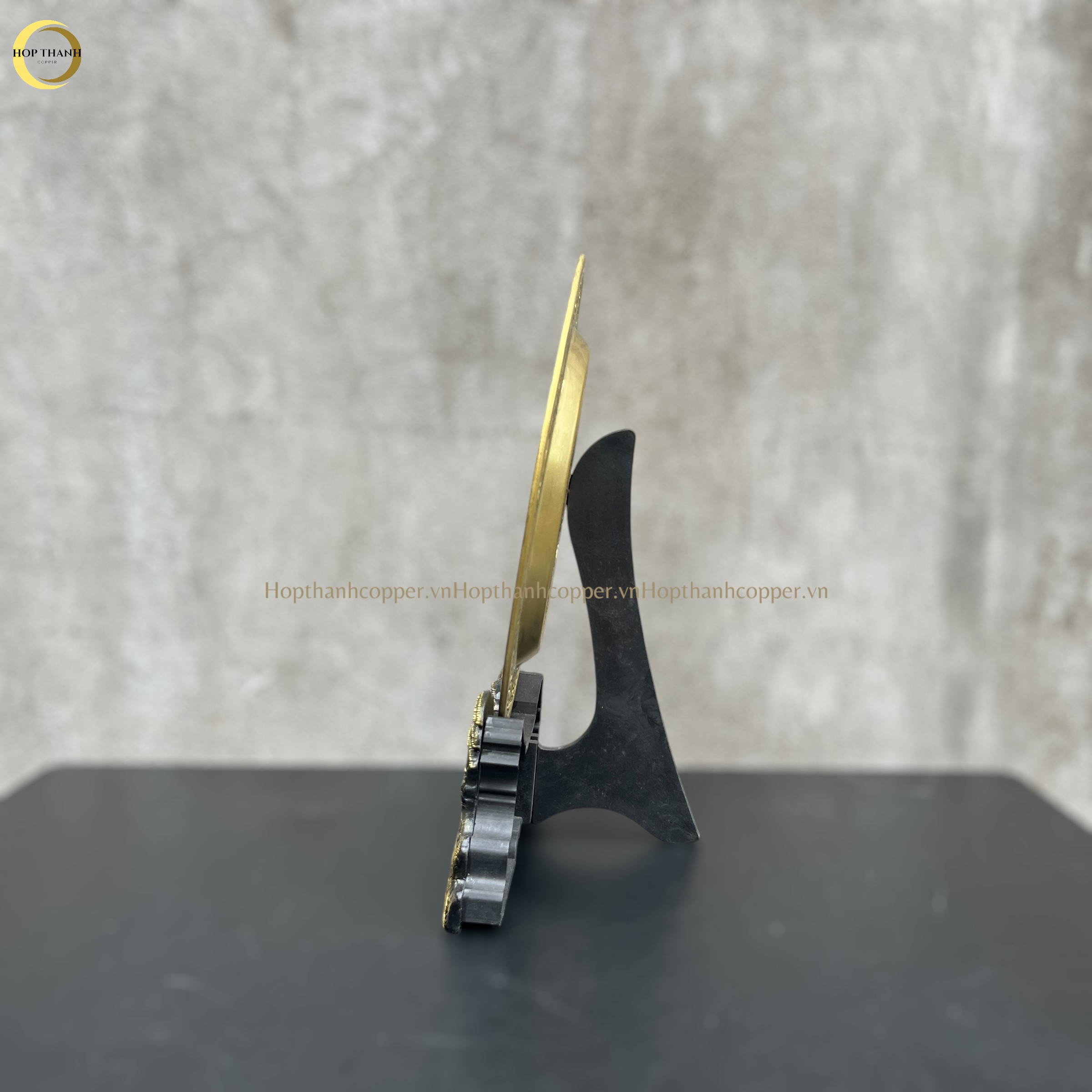 TRANH ĐĨA HOA SEN BẰNG ĐỒNG VÀNG  - TRANH QUÀ TẶNG ĐỂ BÀN (KÍCH THƯỚC 25CM)