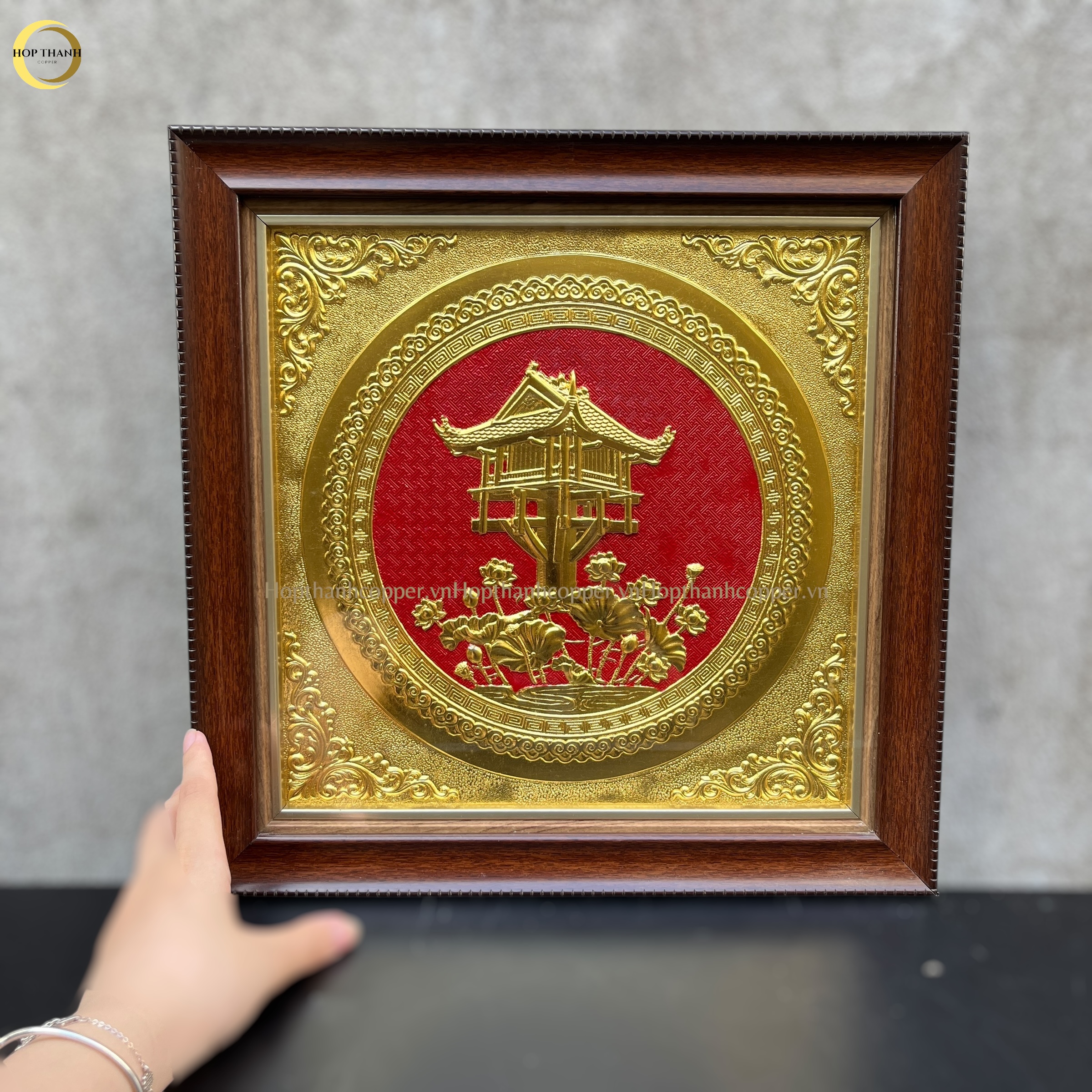 TRANH CHÙA MỘT CỘT BẰNG ĐỒNG DÁT VÀNG - KÍCH THƯỚC 40x40CM