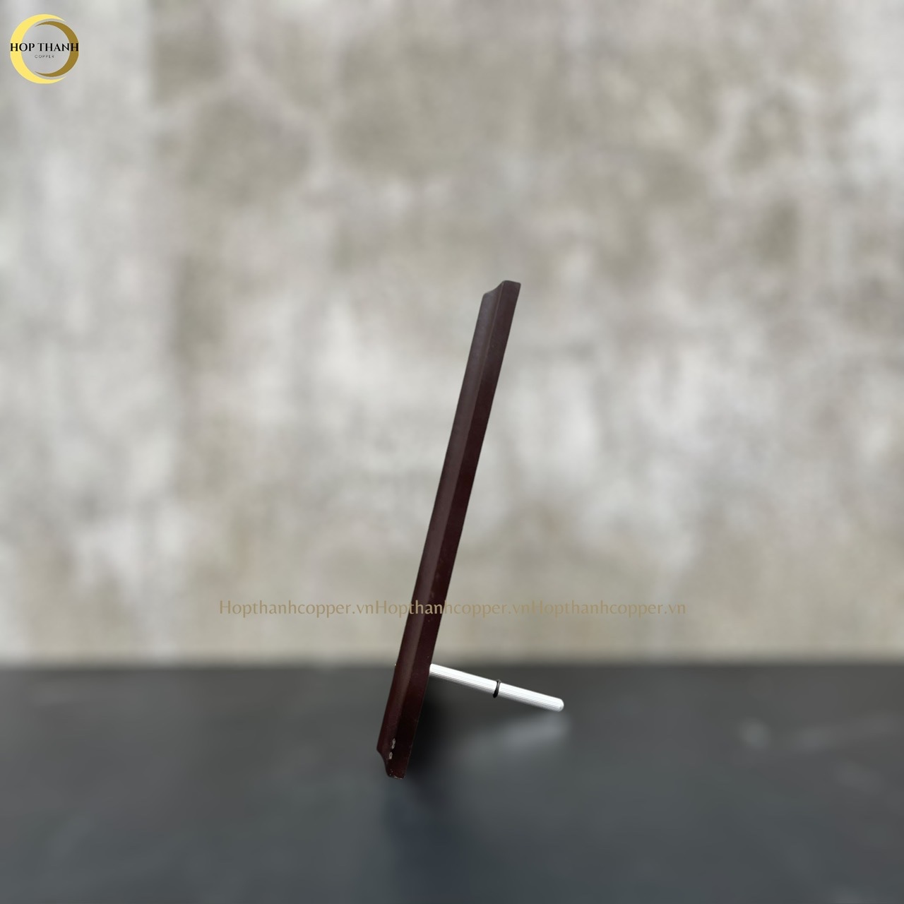 TRANH CHỮ LỘC THƯ PHÁP BẰNG ĐỒNG MẠ VÀNG 24K QUÀ TẶNG ĐỂ BÀN (KÍCH THƯỚC 20X25CM)