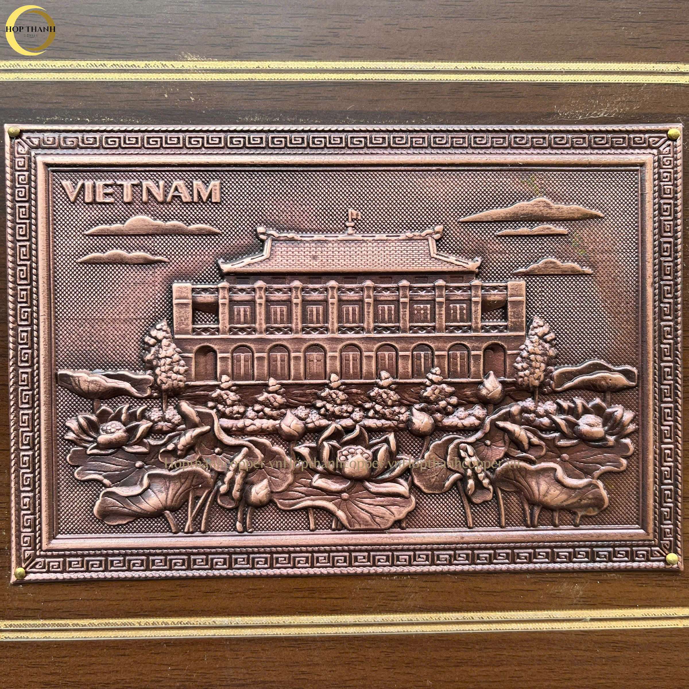 TRANH BẾN NHÀ RỒNG BẰNG ĐỒNG ĐỎ GIẢ CỔ- TRANH QUÀ TẶNG ĐỂ BÀN (KÍCH THƯỚC 22X17CM )