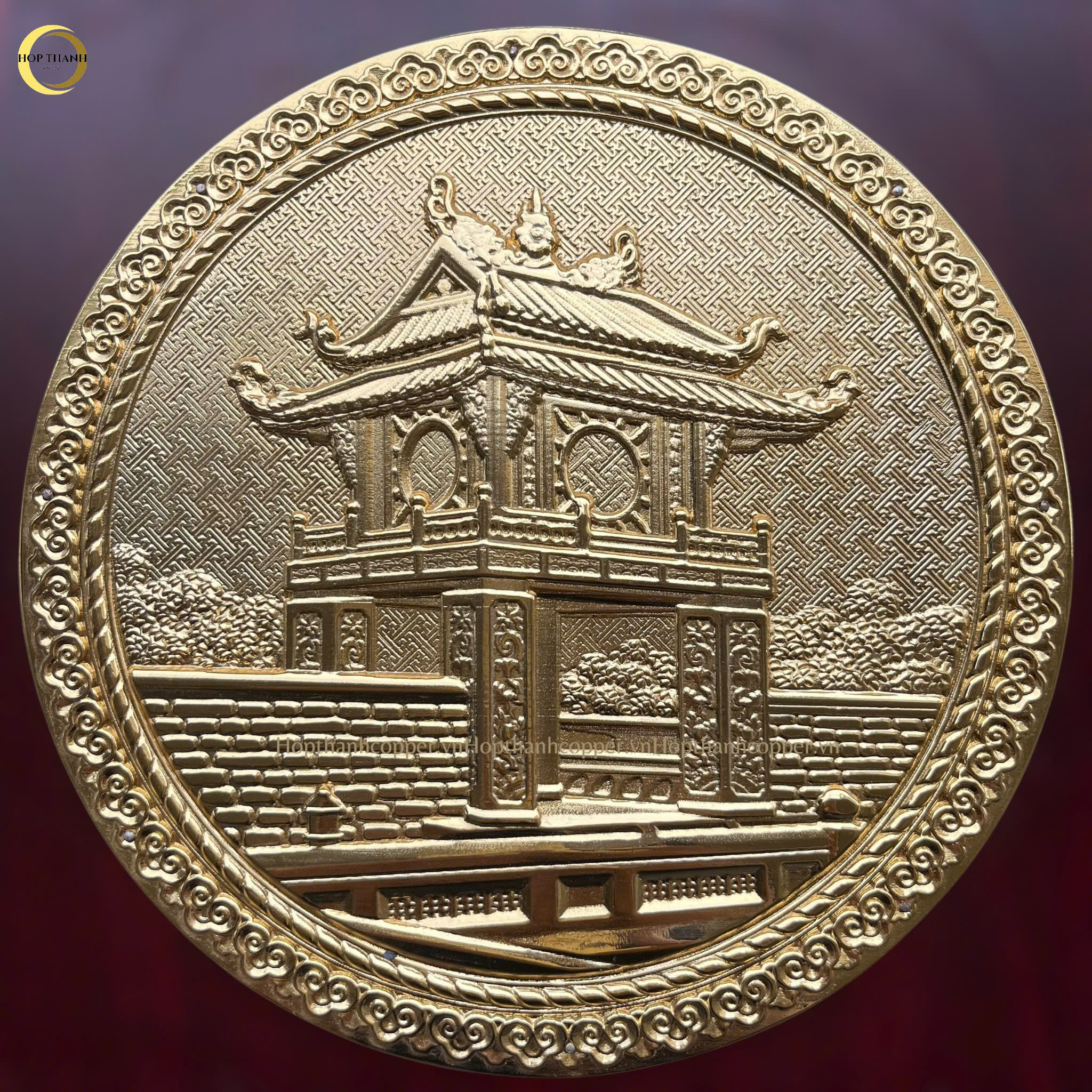 TRANH KHUÊ VĂN CÁC BẰNG ĐỒNG MẠ VÀNG 24K - TRANH QUÀ TẶNG ĐỂ BÀN (KÍCH THƯỚC 24X24CM )