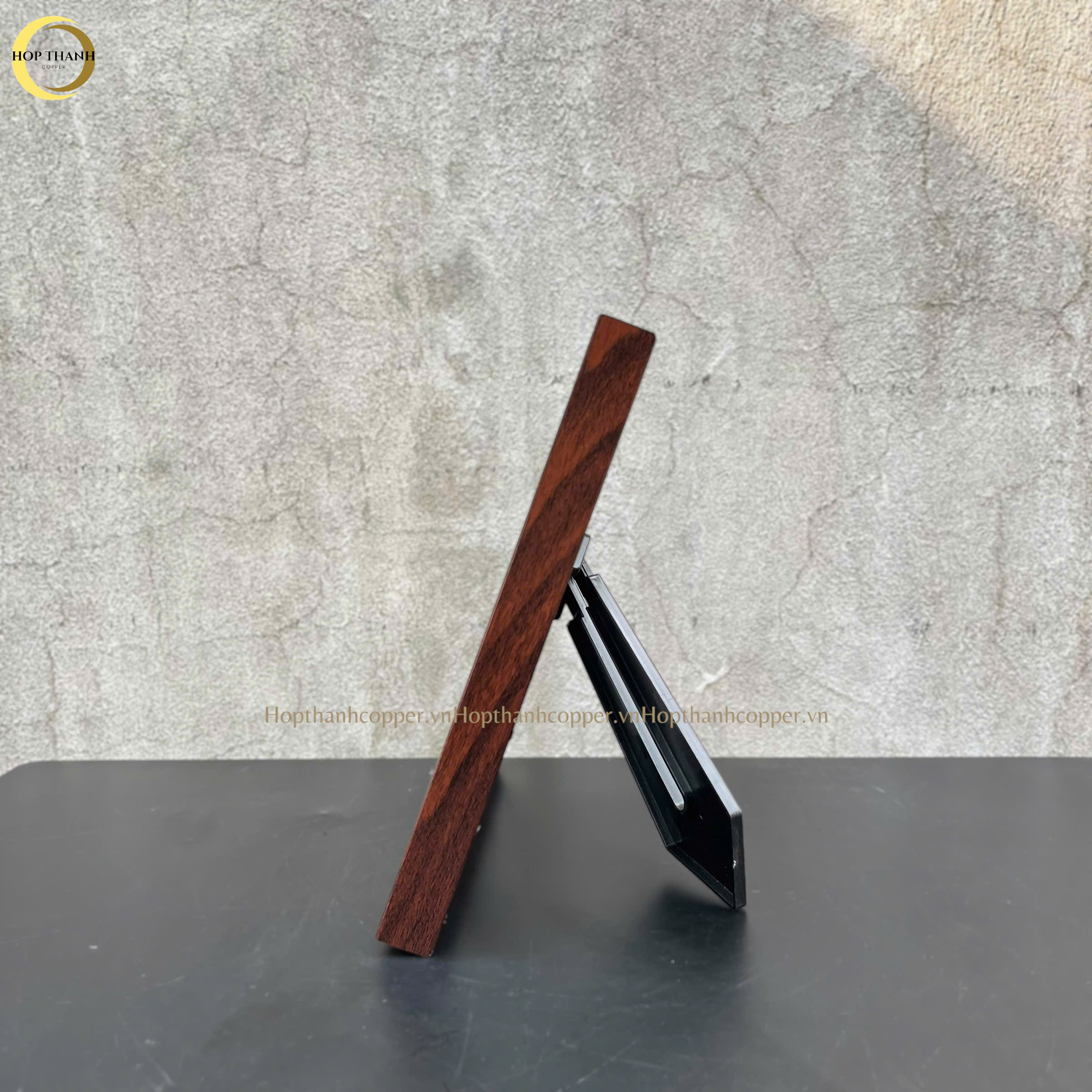 TRANH MẶT TRỐNG ĐỒNG BẰNG ĐỒNG MẠ VÀNG 24K - QUÀ TẶNG ĐỂ BÀN (KÍCH THƯỚC 26X26CM)