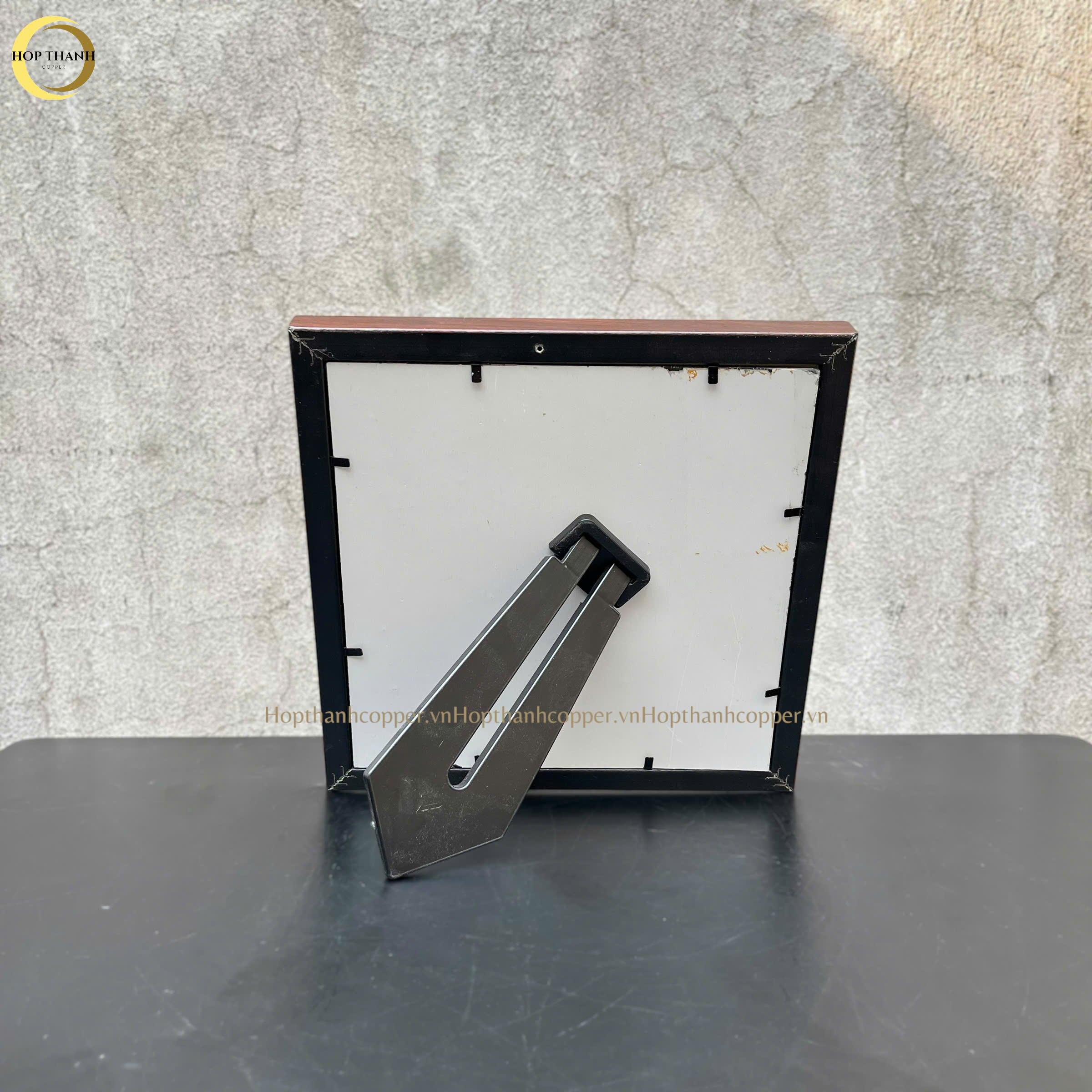TRANH MẶT TRỐNG ĐỒNG BẰNG ĐỒNG MẠ VÀNG 24K - QUÀ TẶNG ĐỂ BÀN (KÍCH THƯỚC 20X20CM)
