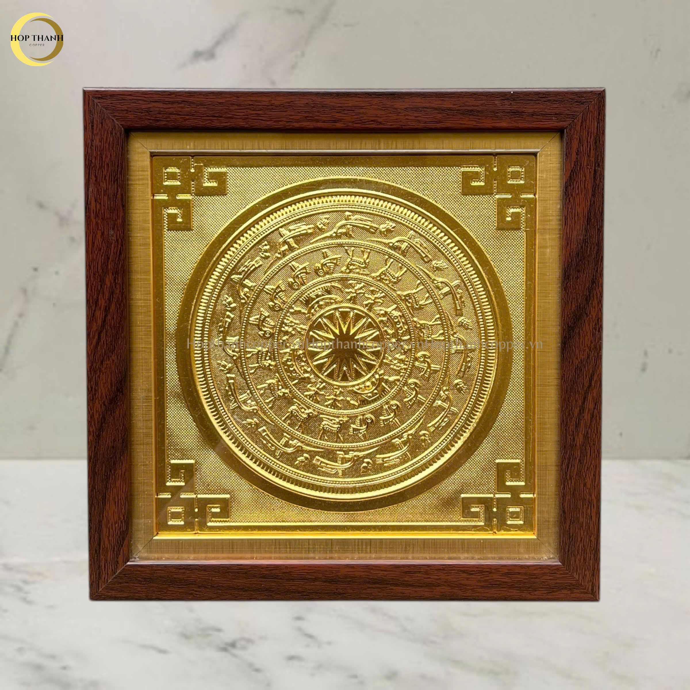 TRANH MẶT TRỐNG ĐỒNG BẰNG ĐỒNG MẠ VÀNG 24K - QUÀ TẶNG ĐỂ BÀN (KÍCH THƯỚC 26X26CM)