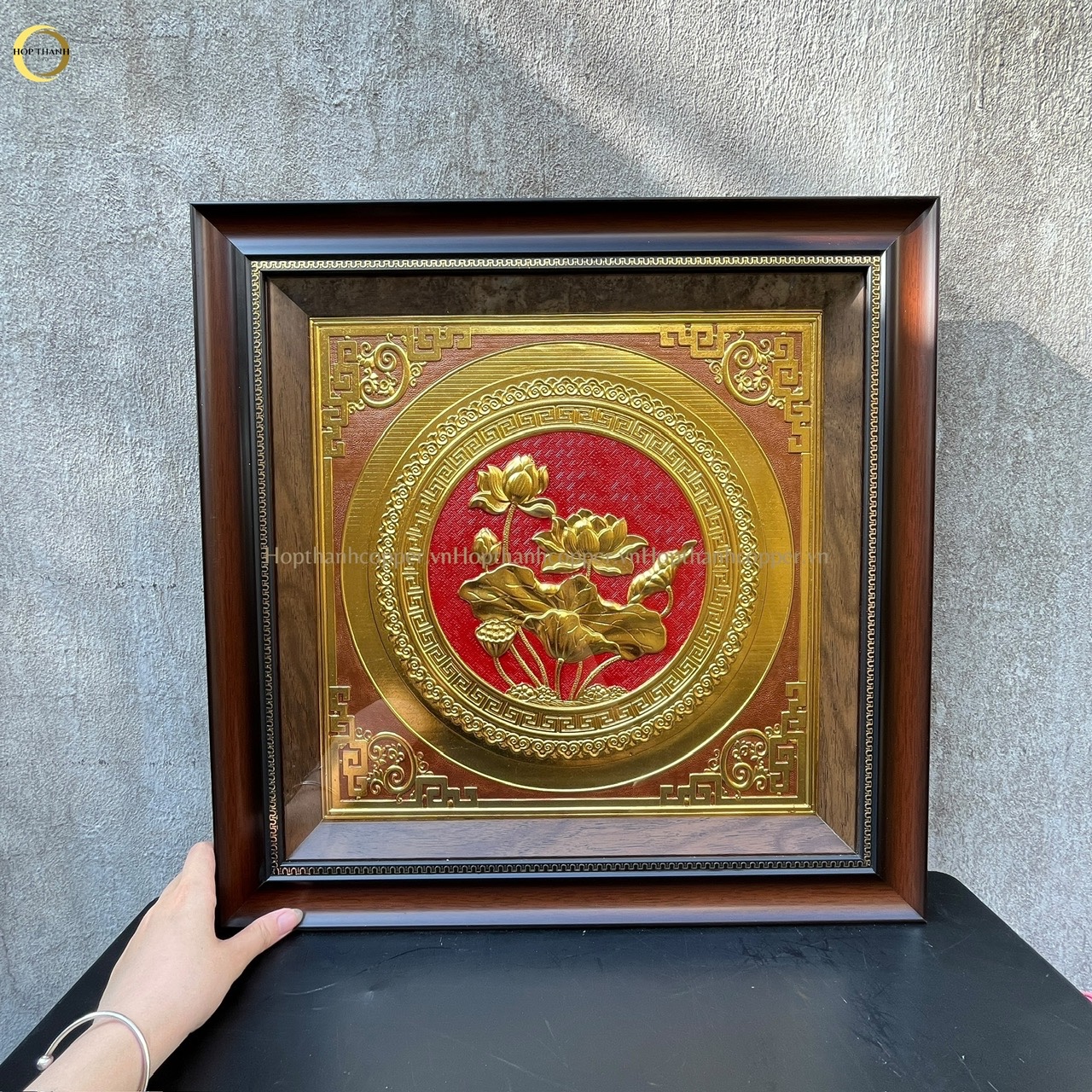 TRANH HOA SEN BẰNG ĐỒNG DÁT VÀNG - KÍCH THƯỚC 52X52CM