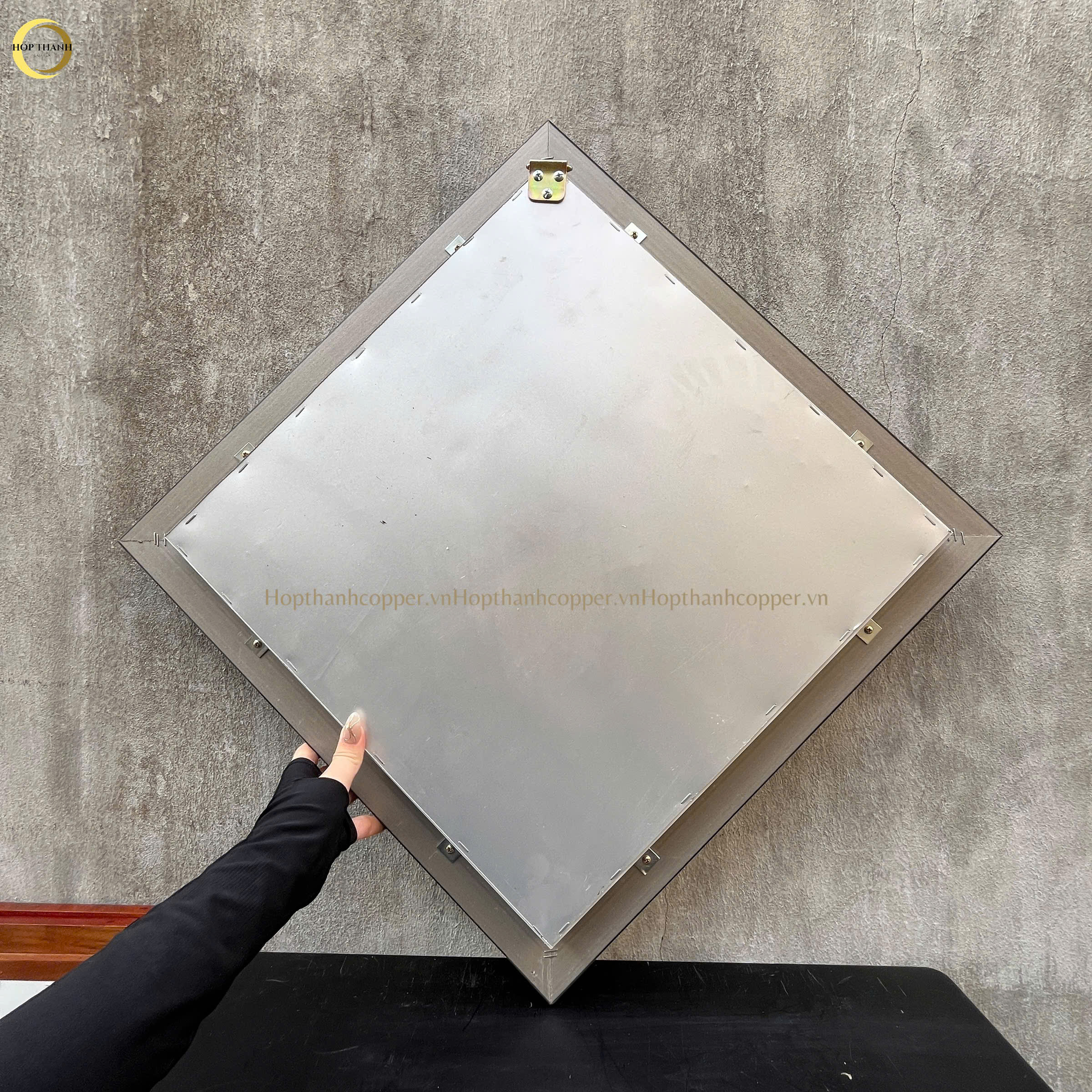 TRANH CHỮ PHÚC BẰNG ĐỒNG MẠ VÀNG NỀN ĐỒNG  - KÍCH THƯỚC 50X50CM