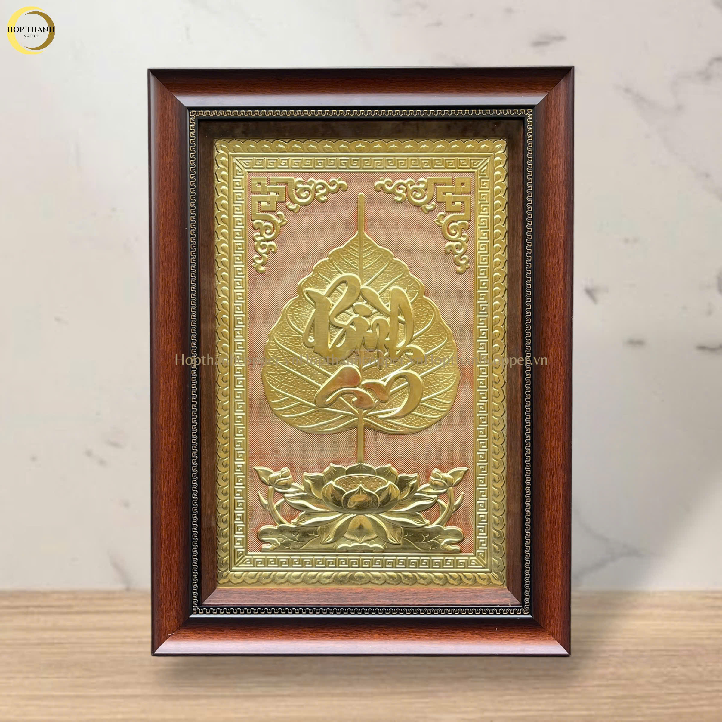 TRANH LÁ BỒ ĐỀ CHỮ BÌNH AN BẰNG ĐỒNG VÀNG - KÍCH THƯỚC 38X54CM
