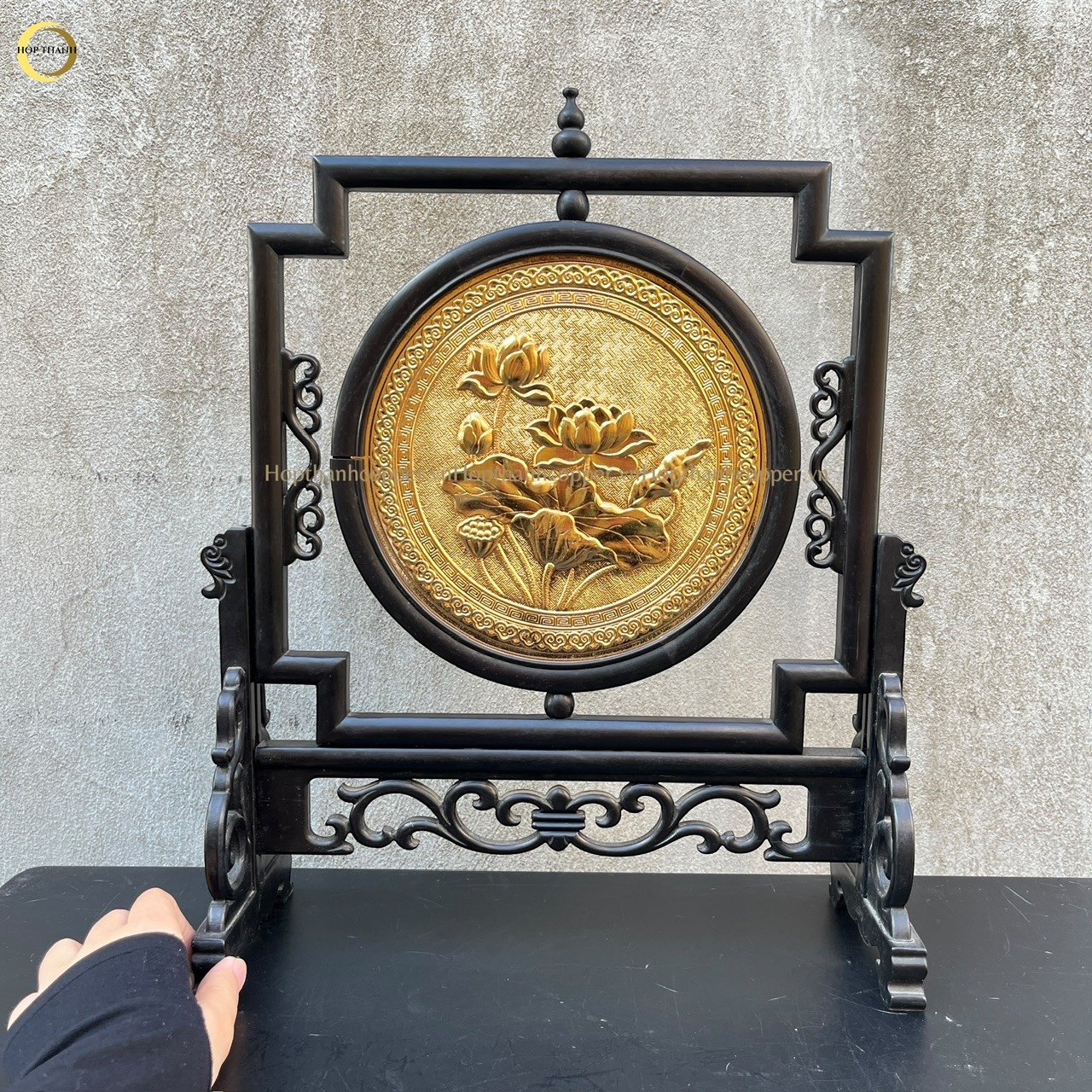 TRANH HOA SEN BẰNG ĐỒNG MẠ VÀNG 24K - 2 MẶT (KÍCH THƯỚC 40X34CM)