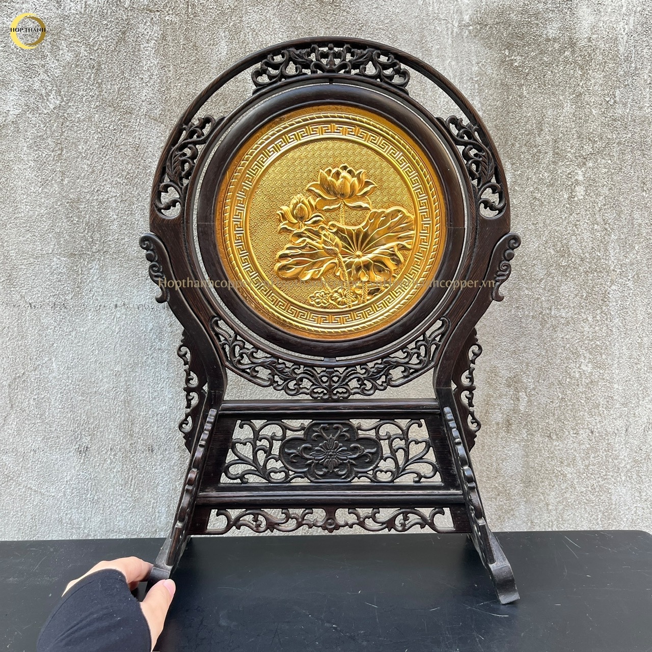 TRANH HOA SEN BẰNG ĐỒNG MẠ VÀNG 24K - 2 MẶT (KÍCH THƯỚC 44X31CM)
