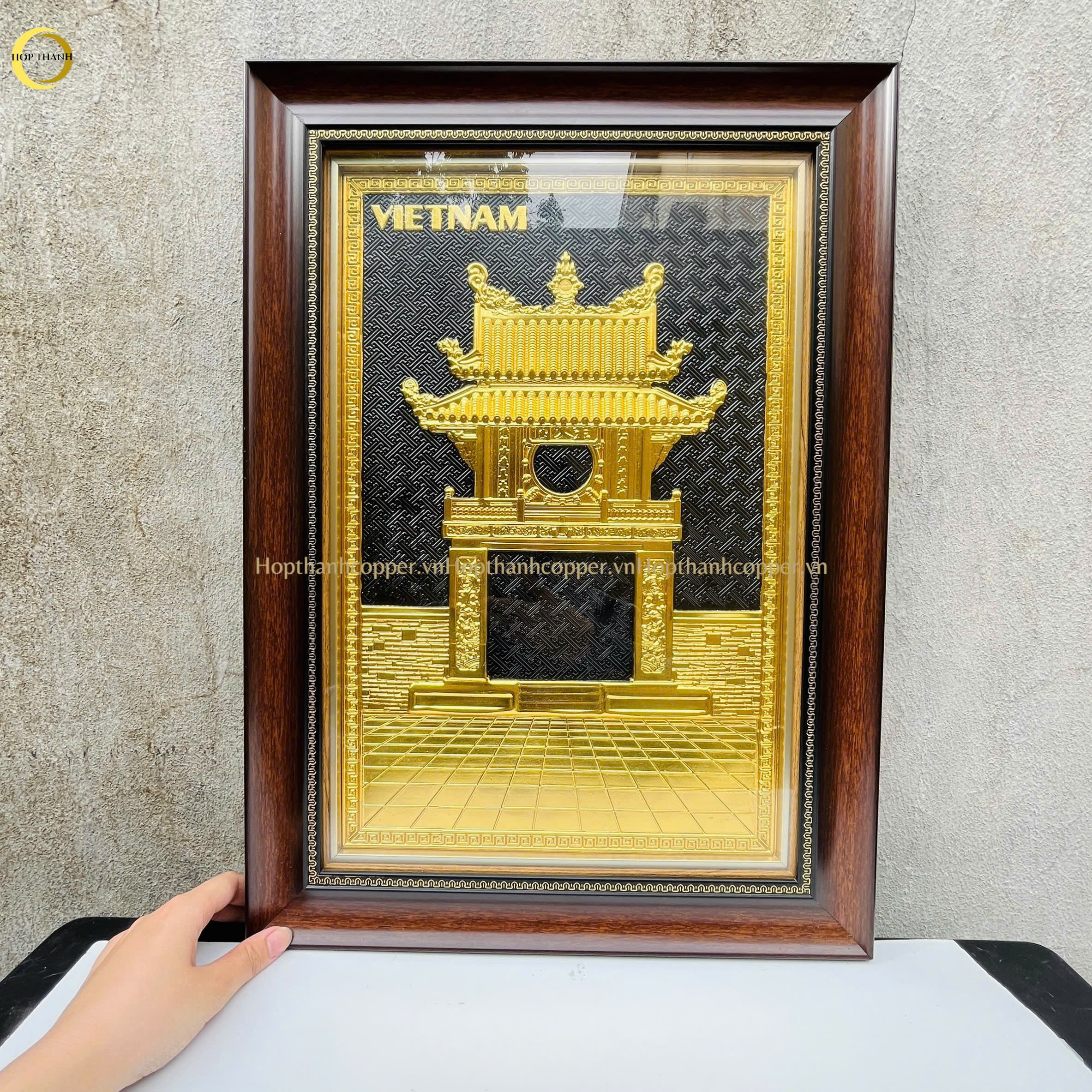 TRANH CHÙA MỘT CỘT BẰNG ĐỒNG DÁT VÀNG - KÍCH THƯỚC 38X54CM