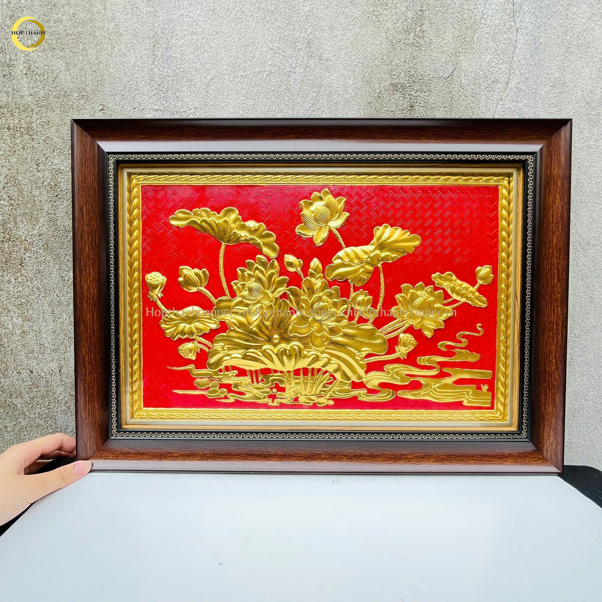 TRANH HOA SEN BẰNG ĐỒNG DÁT VÀNG - KÍCH THƯỚC 54X38CM