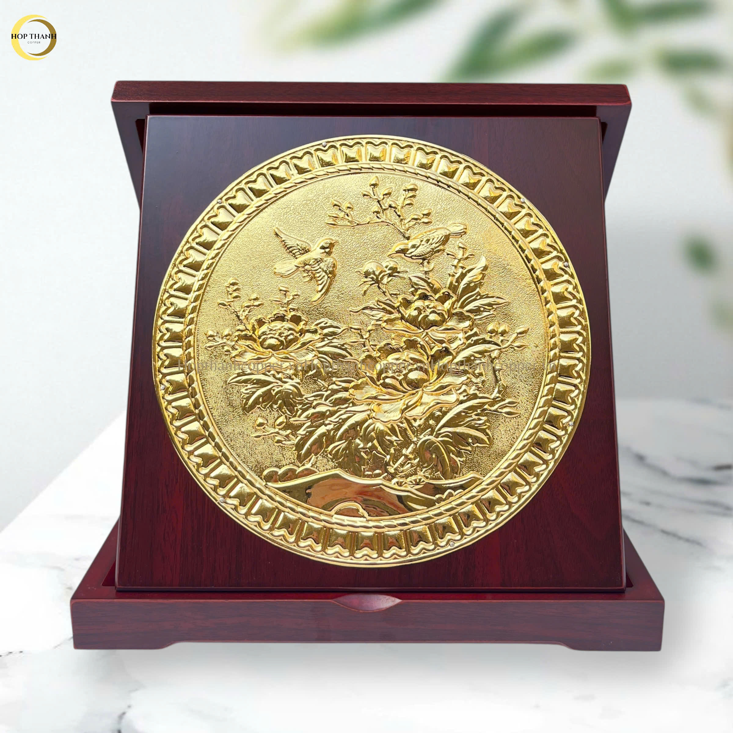 TRANH HOA CÁT TƯỜNG NHƯ Ý BẰNG ĐỒNG MẠ VÀNG 24K - KÍCH THƯỚC 24X24CM
